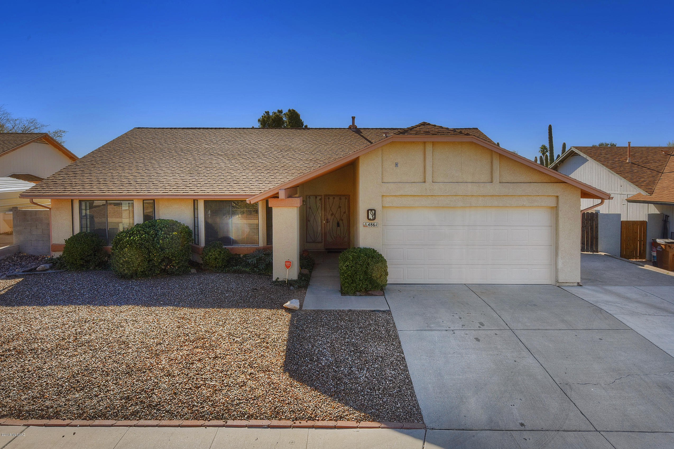 4861 W Rosebay Street