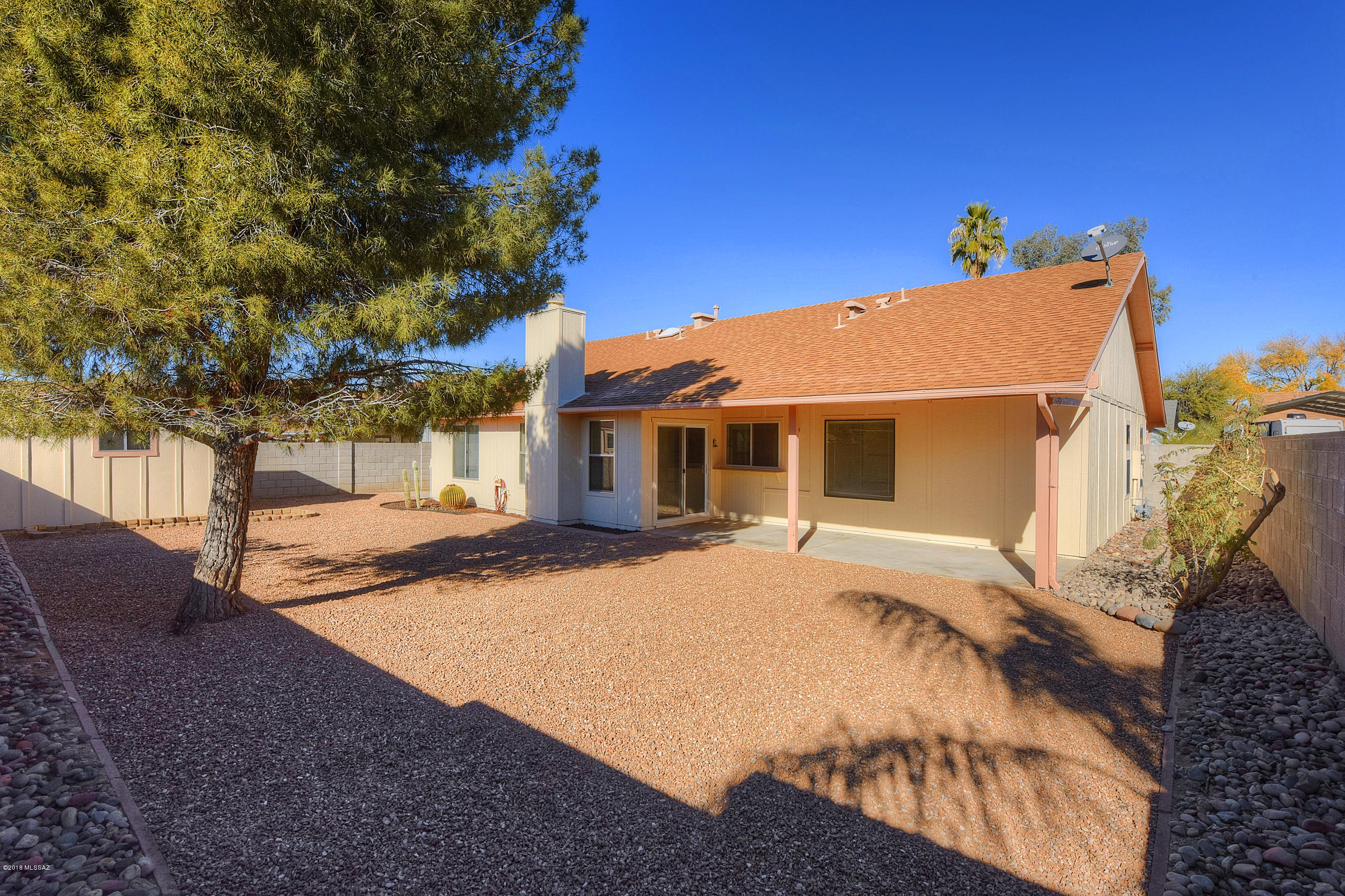 4861 W Rosebay Street