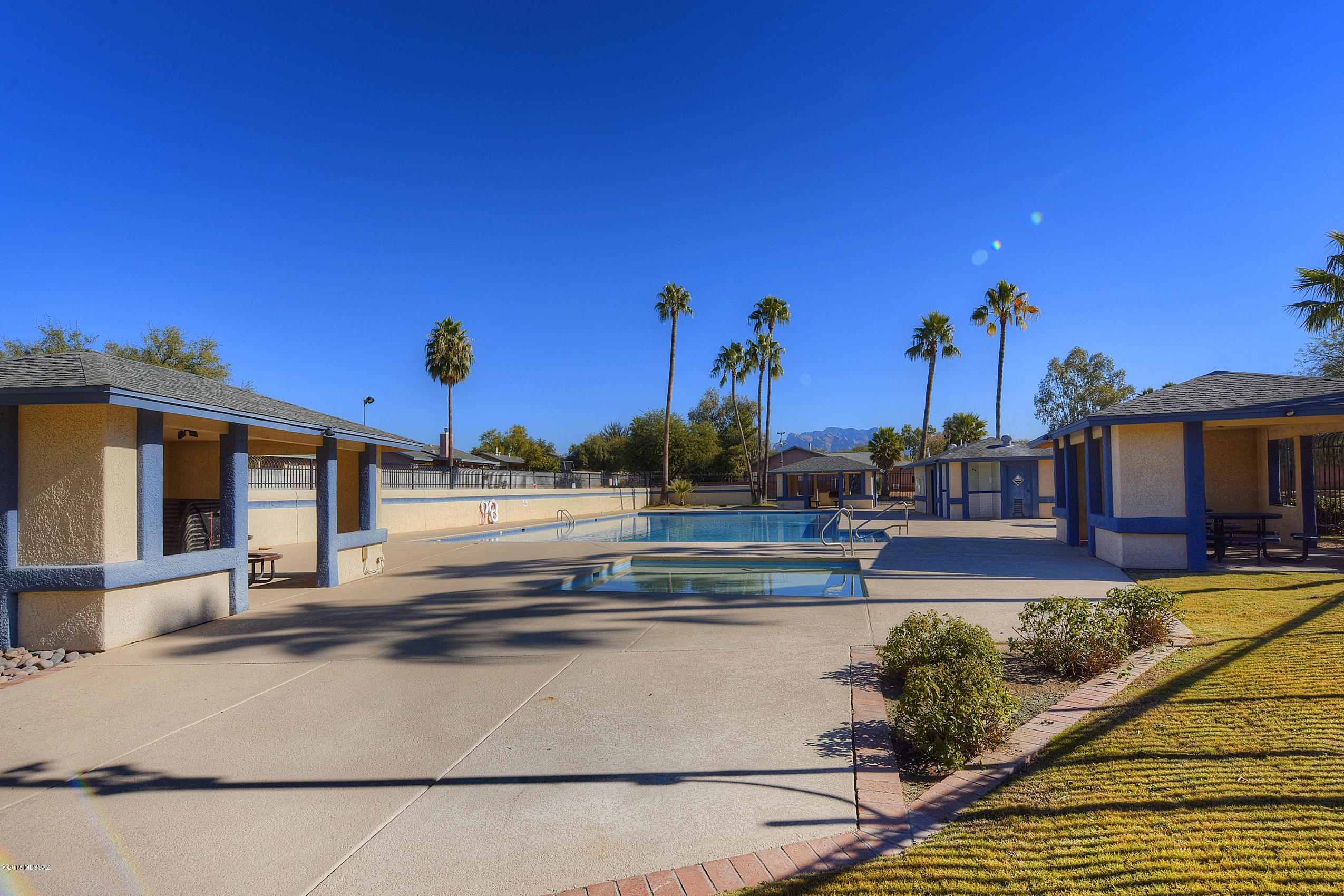 4861 W Rosebay Street