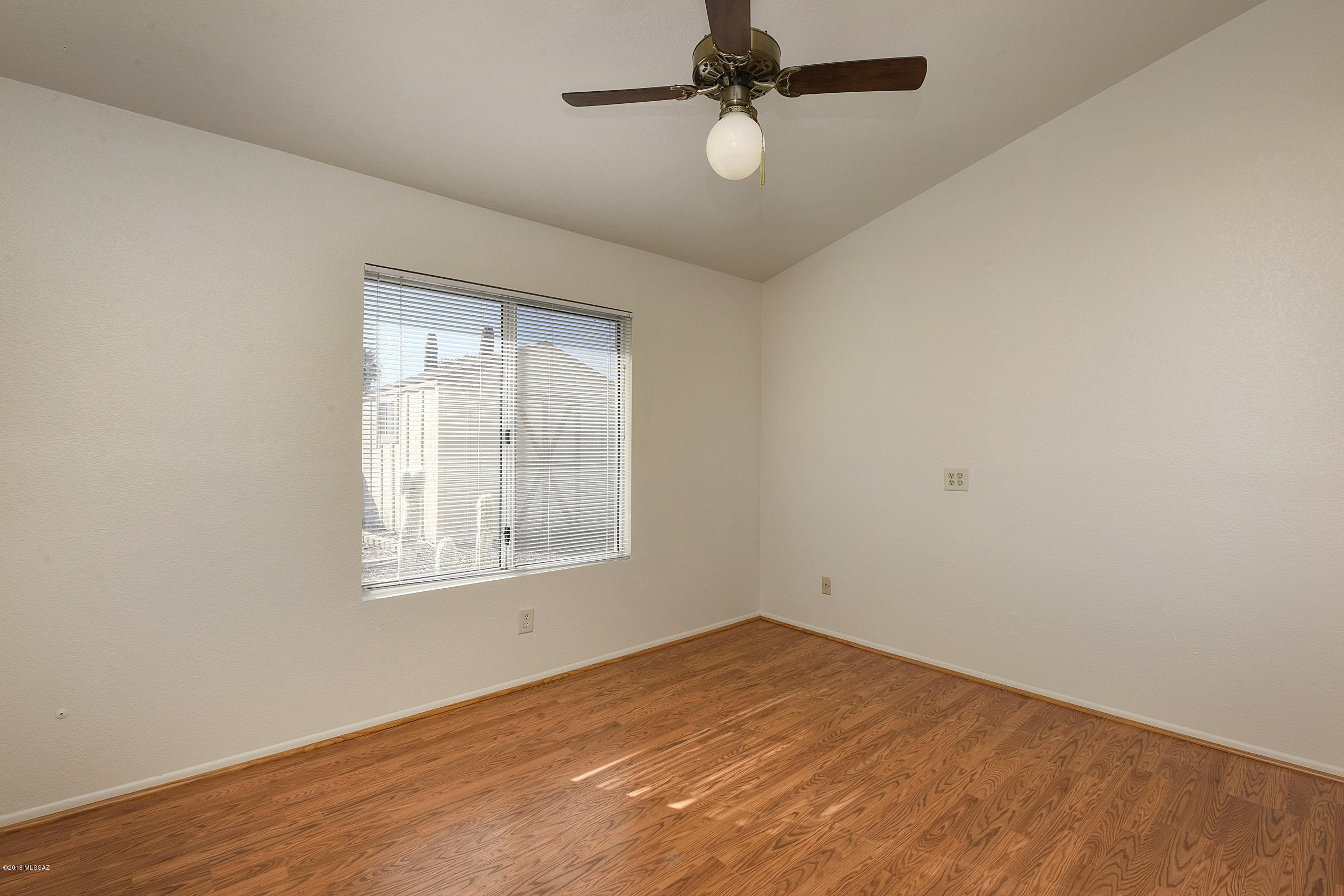 4861 W Rosebay Street