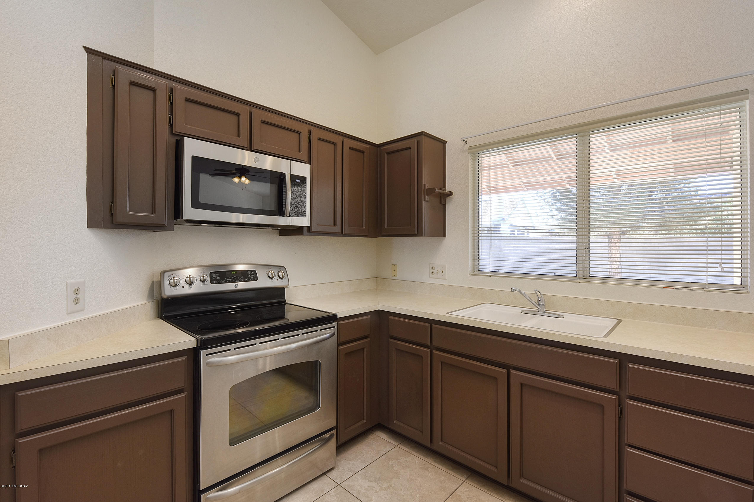 4861 W Rosebay Street