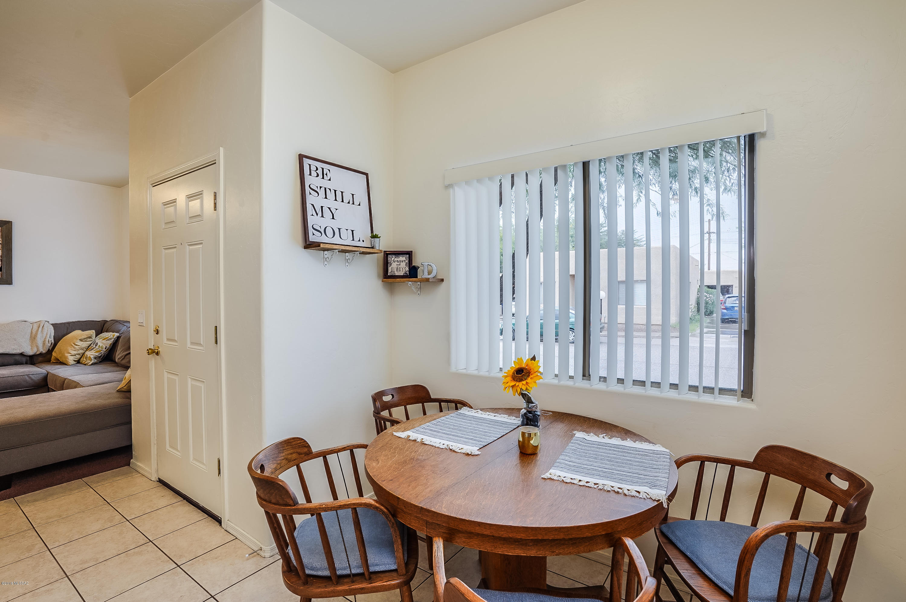 8514 E Seabury Court