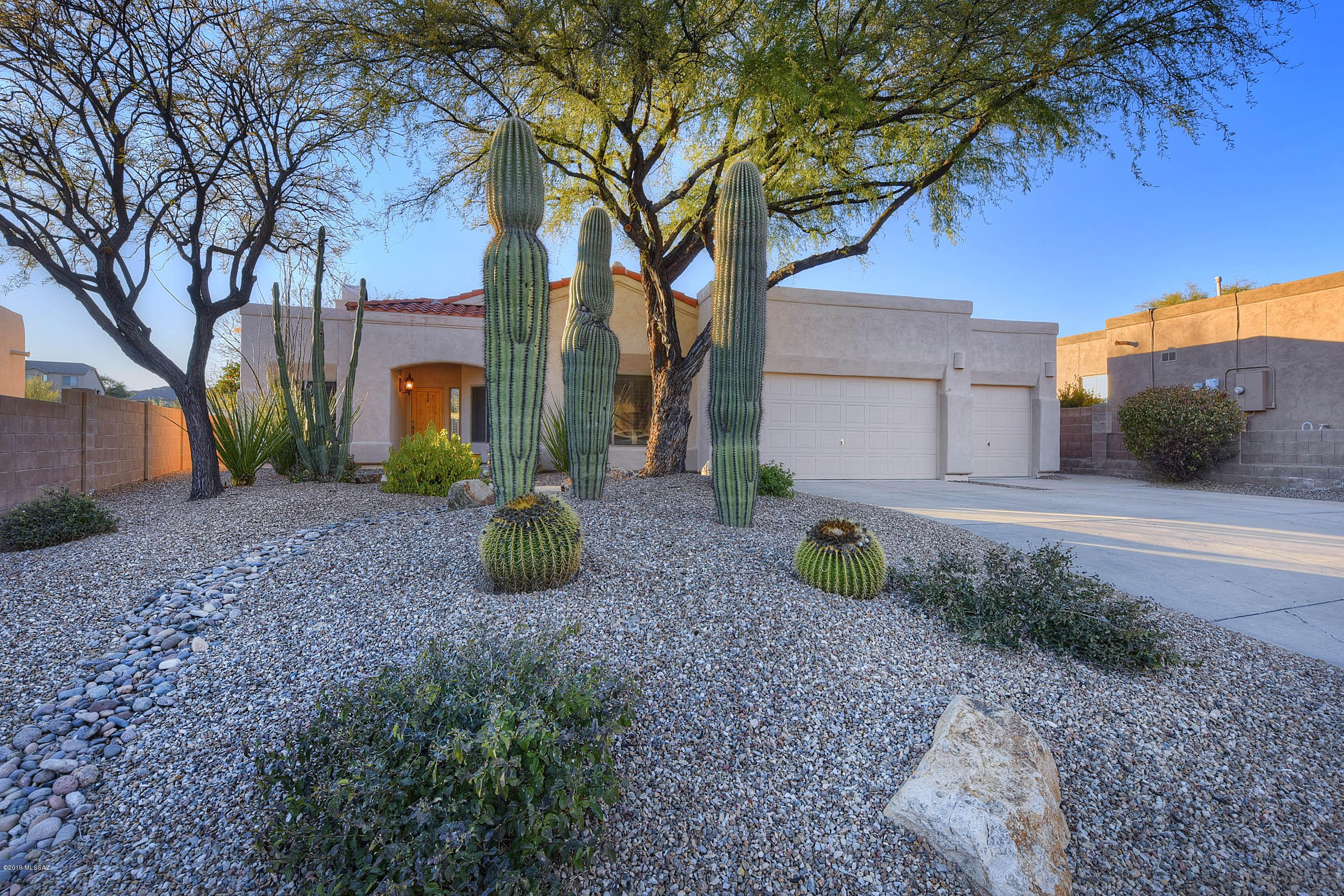 11919 N Potosi Point Drive