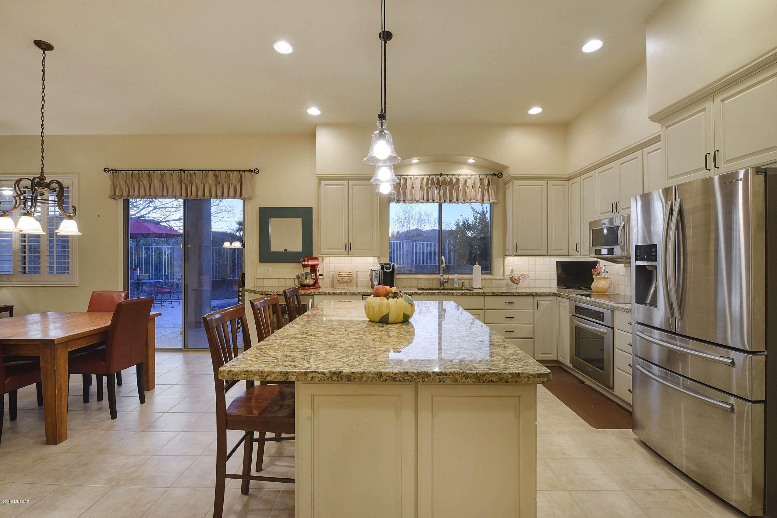 11919 N Potosi Point Drive