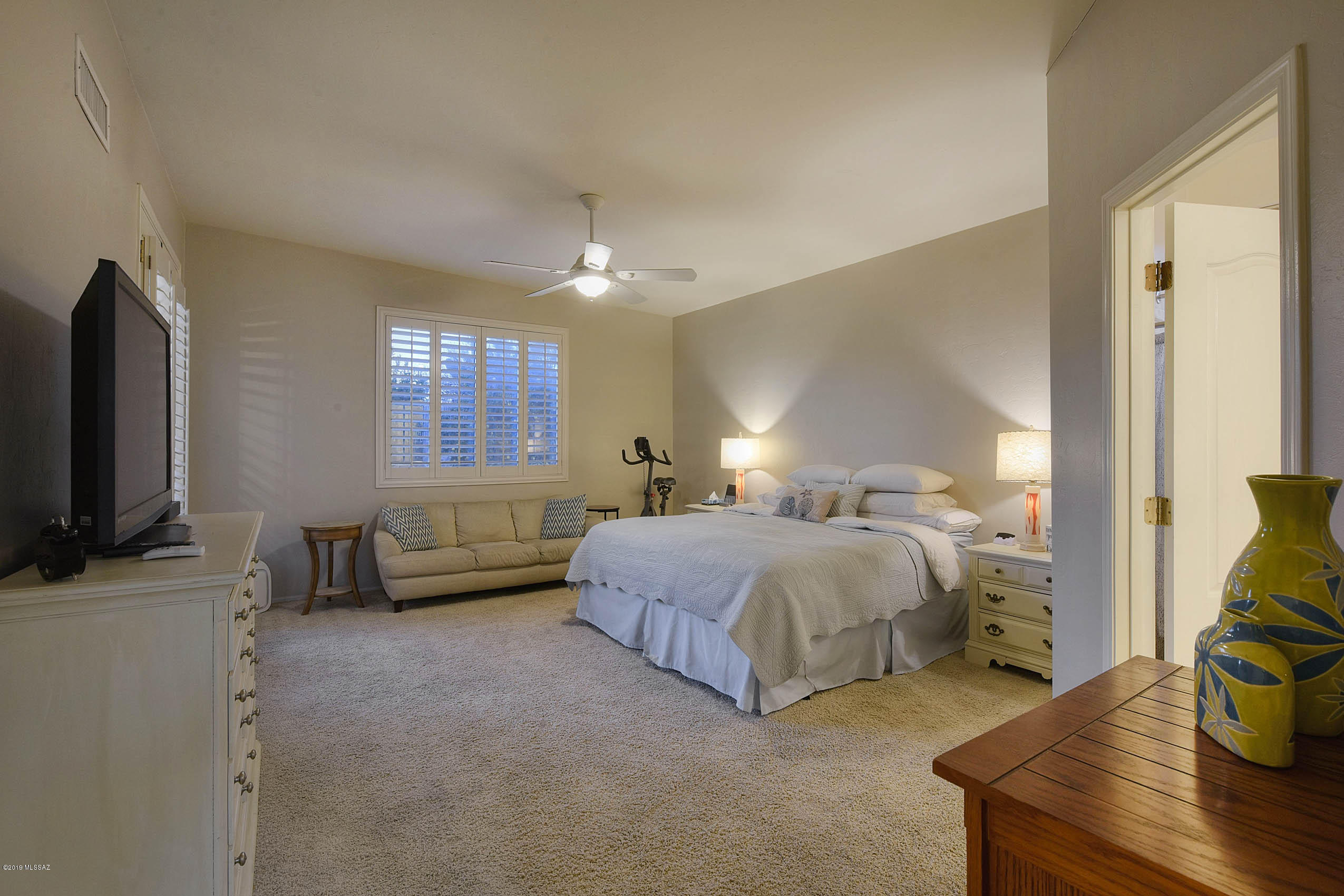 11919 N Potosi Point Drive