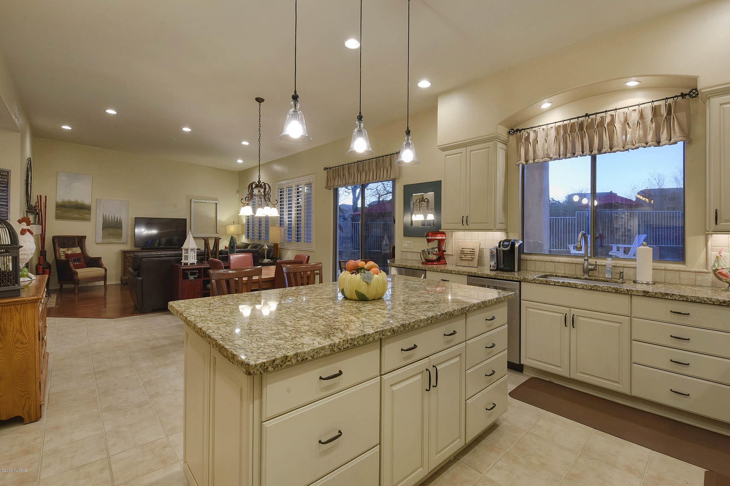 11919 N Potosi Point Drive