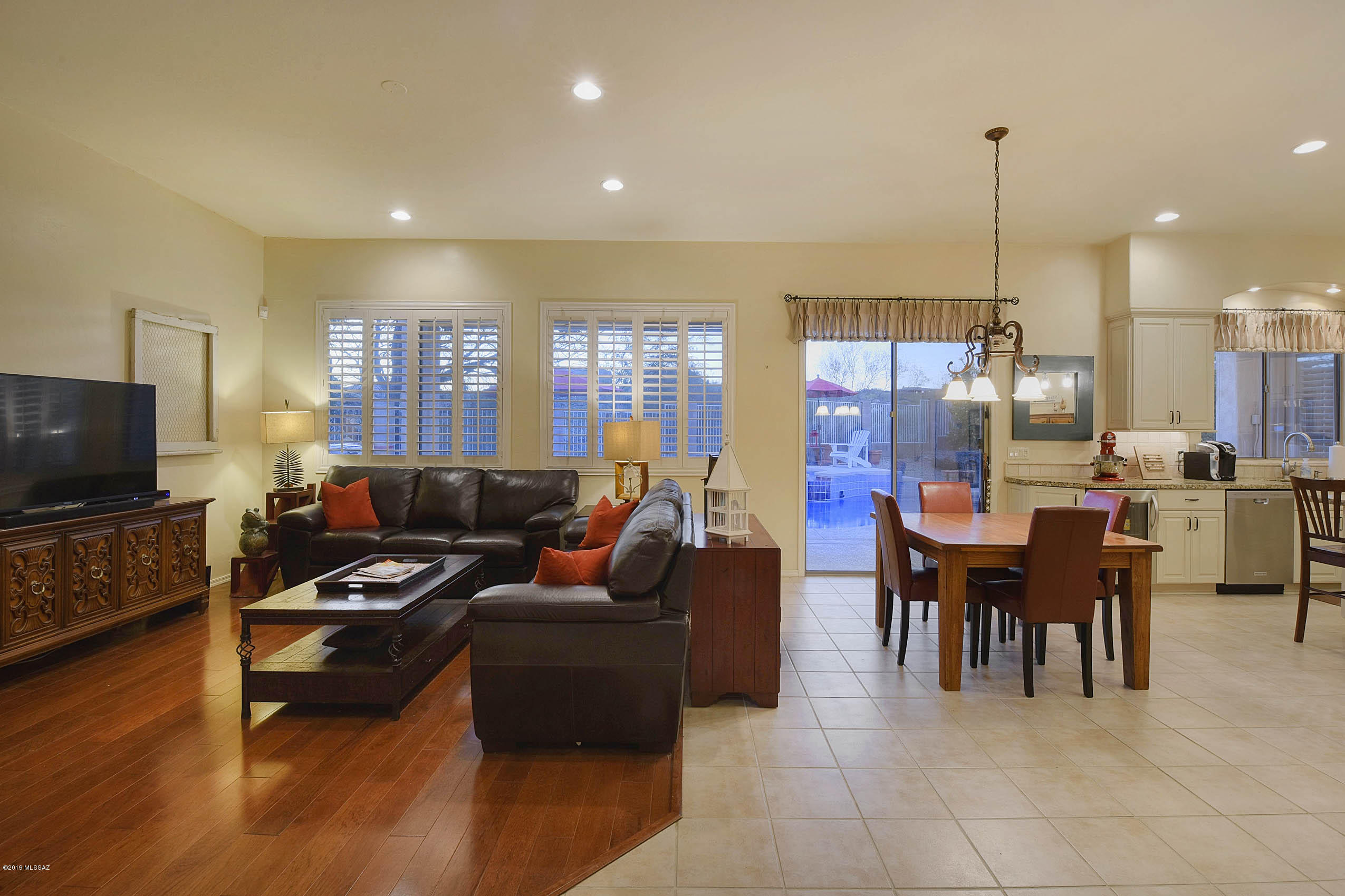 11919 N Potosi Point Drive