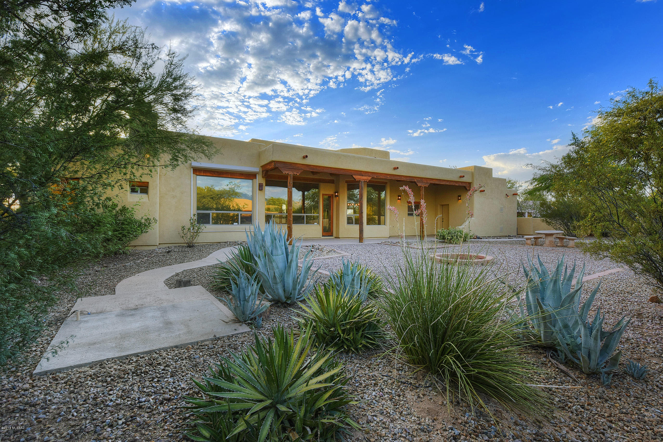 11534 N Ironwood Canyon Place