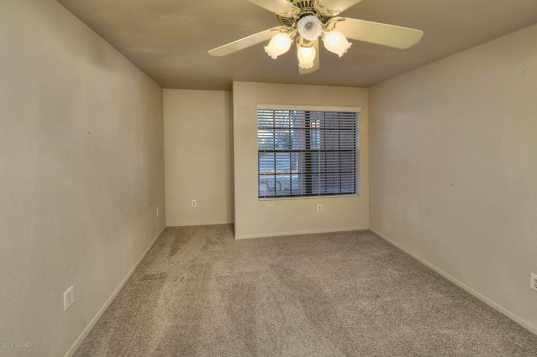 3165 N Willow Creek Drive