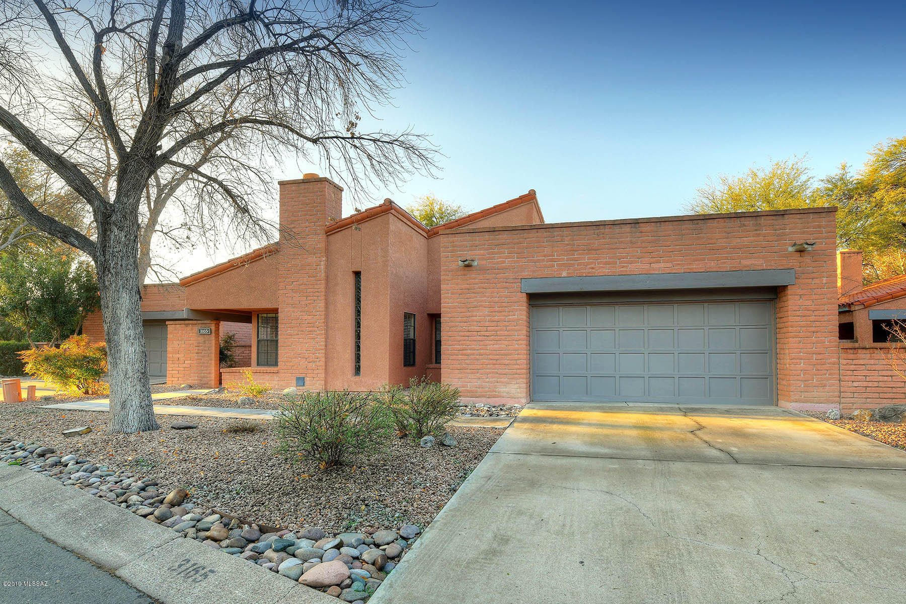 3165 N Willow Creek Drive