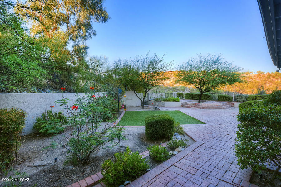 4080 N Sierra Chapita