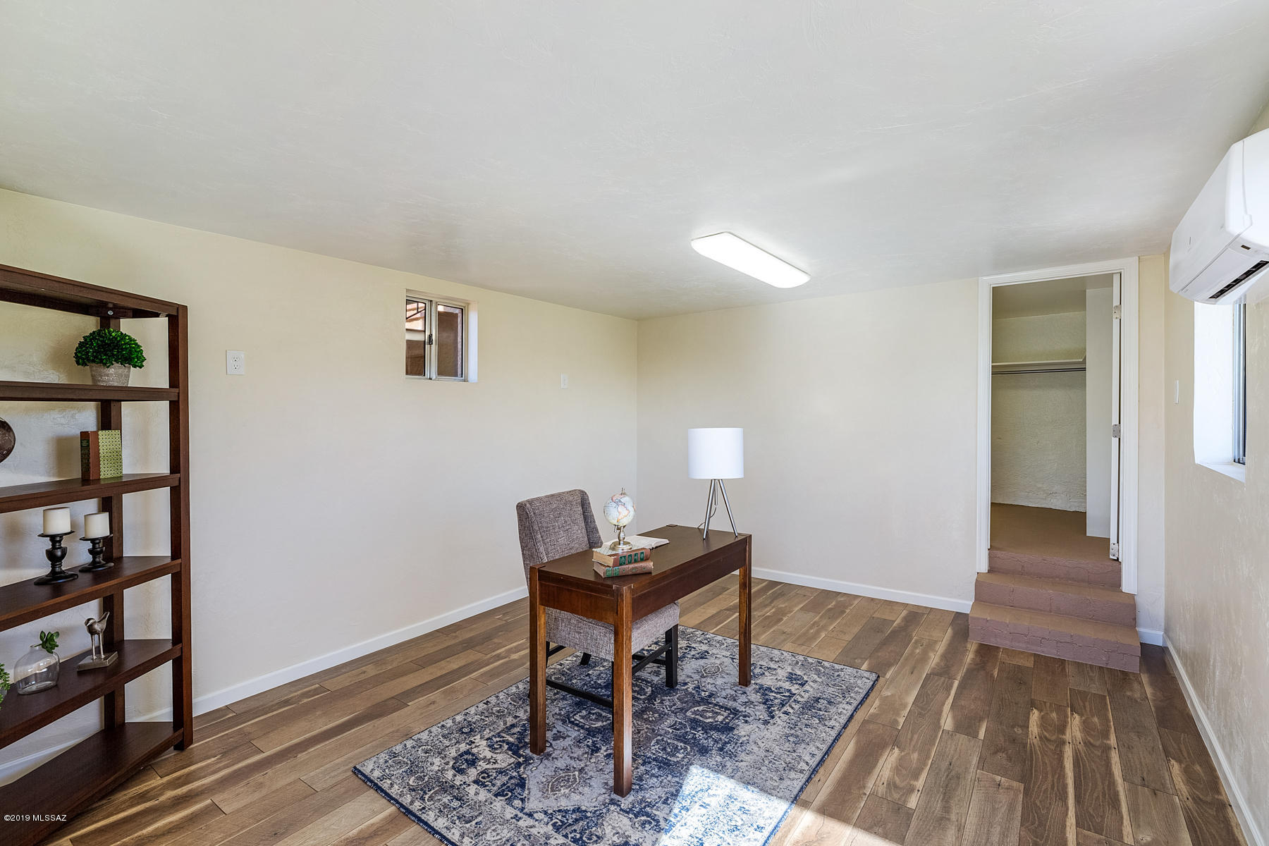 6801 N Green Mountain Place