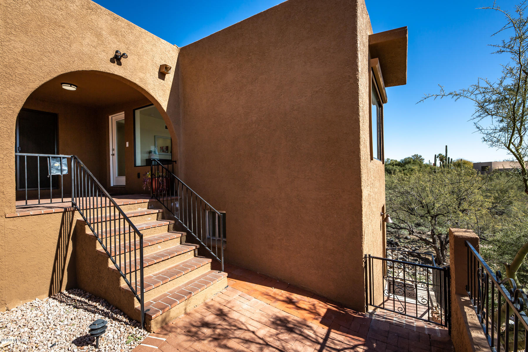 6801 N Green Mountain Place