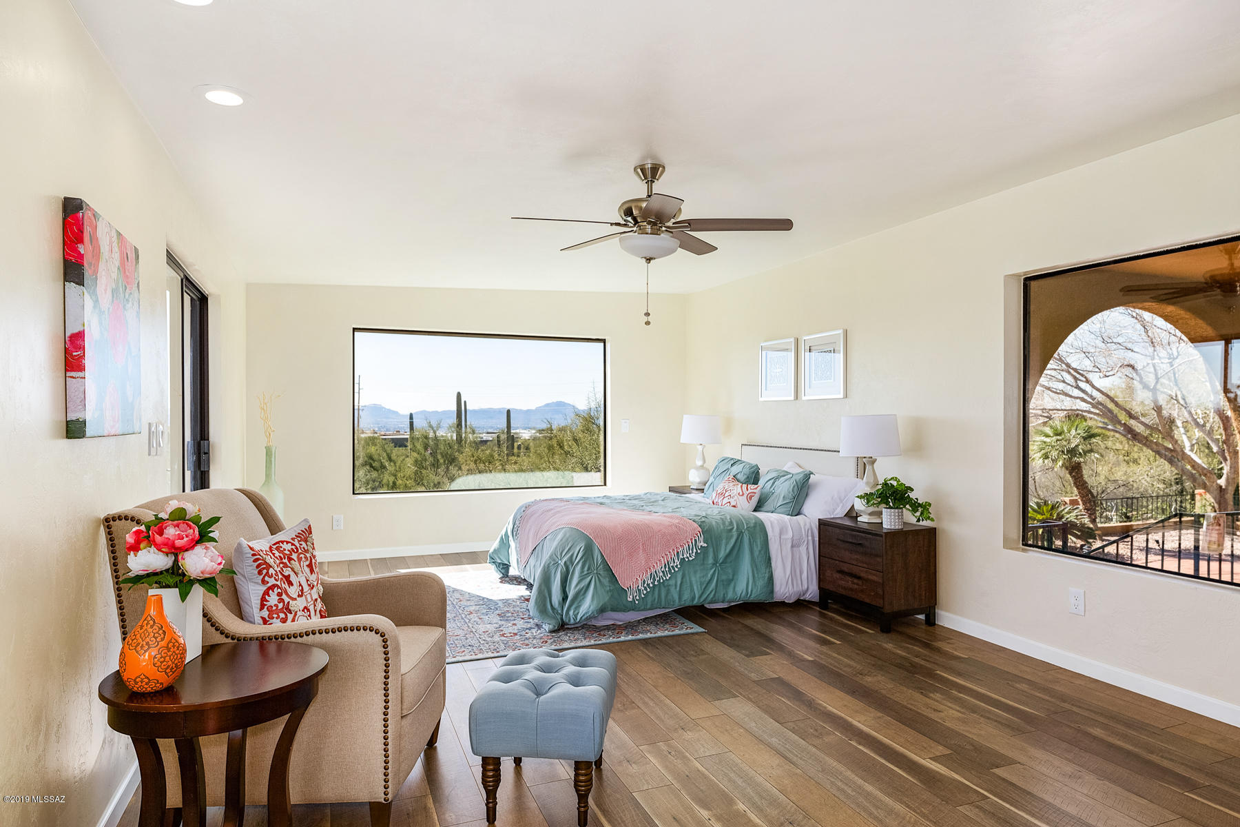 6801 N Green Mountain Place