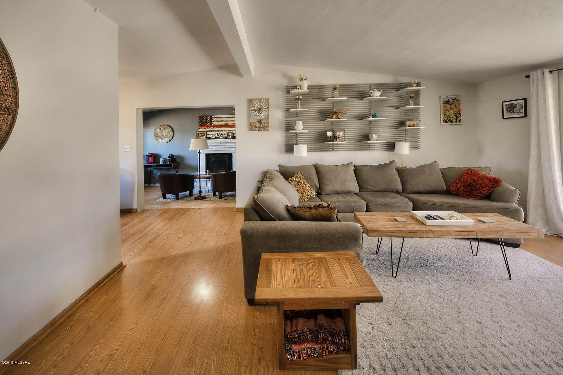 5702 E Whittier Street