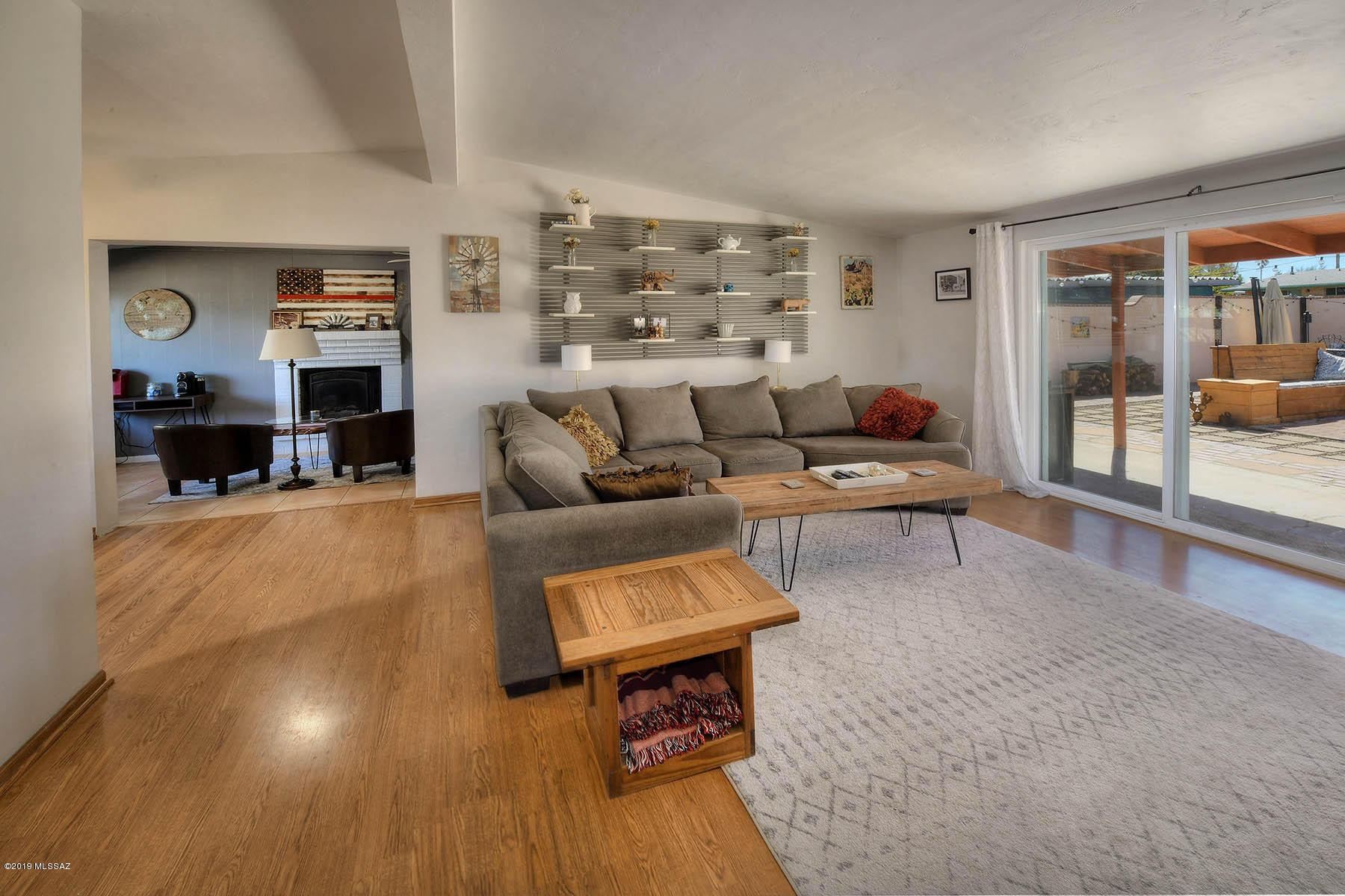 5702 E Whittier Street