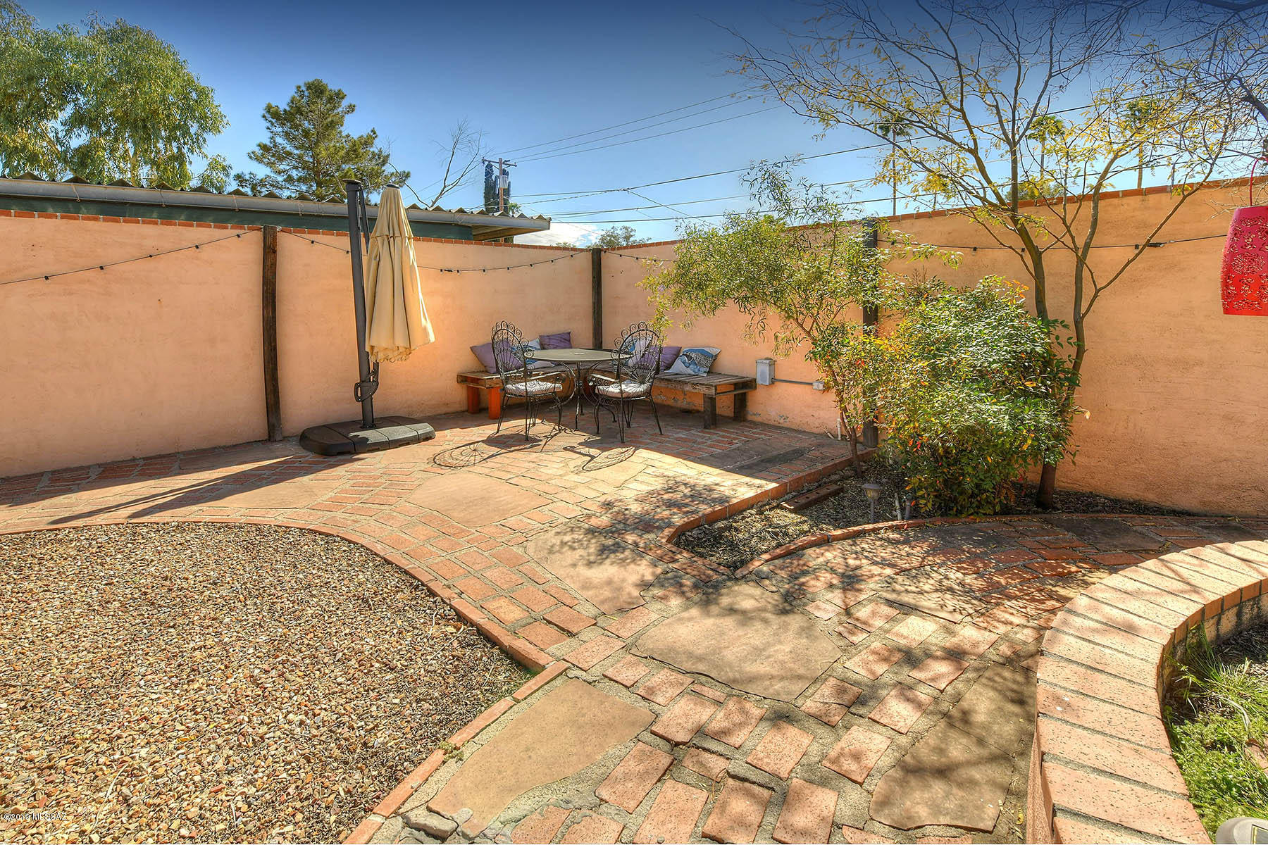 5702 E Whittier Street