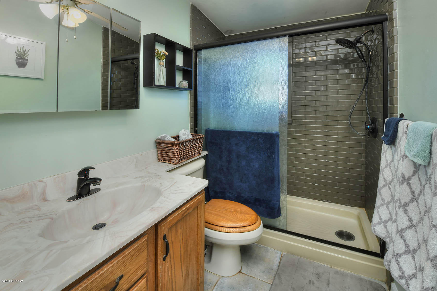 5702 E Whittier Street