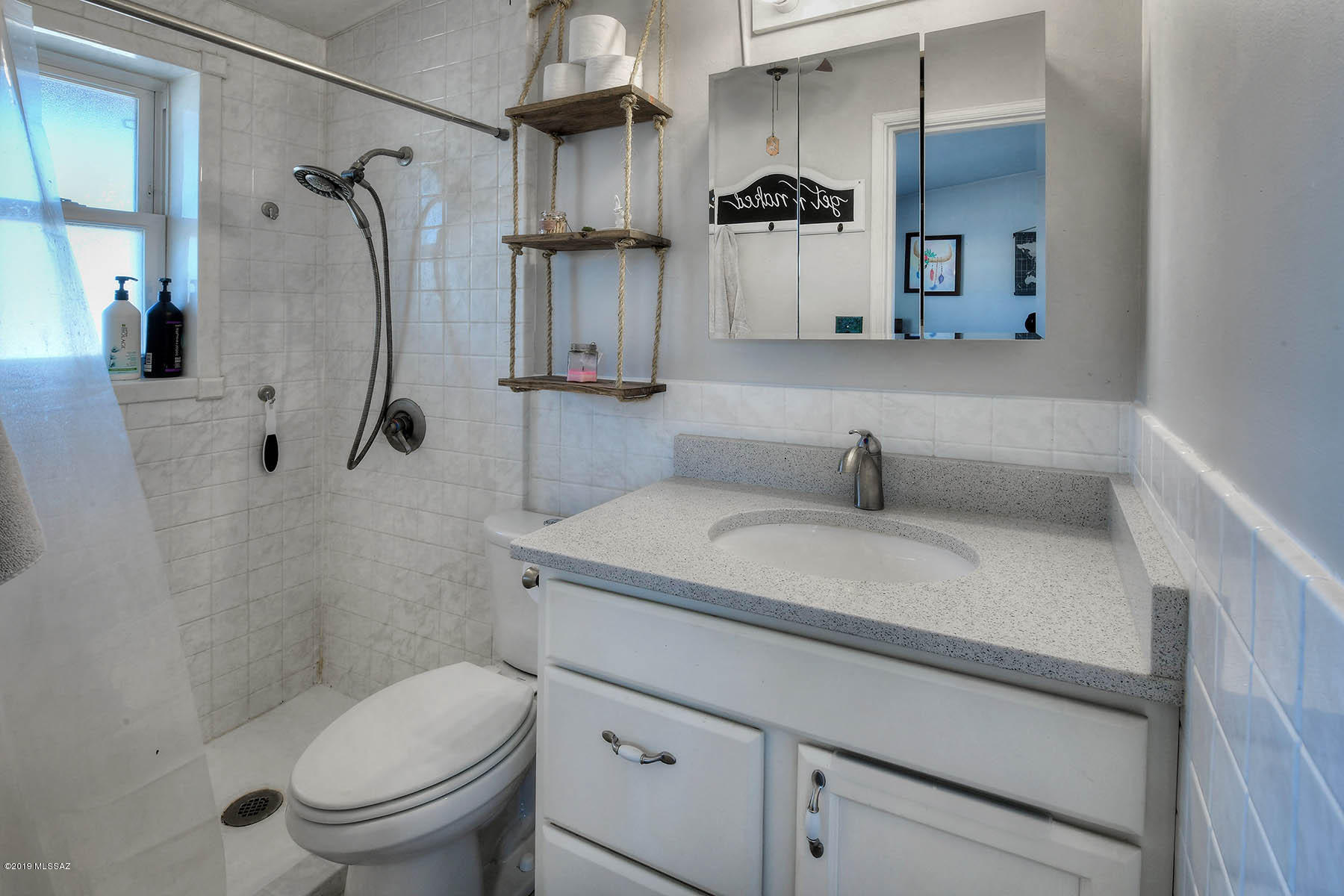 5702 E Whittier Street