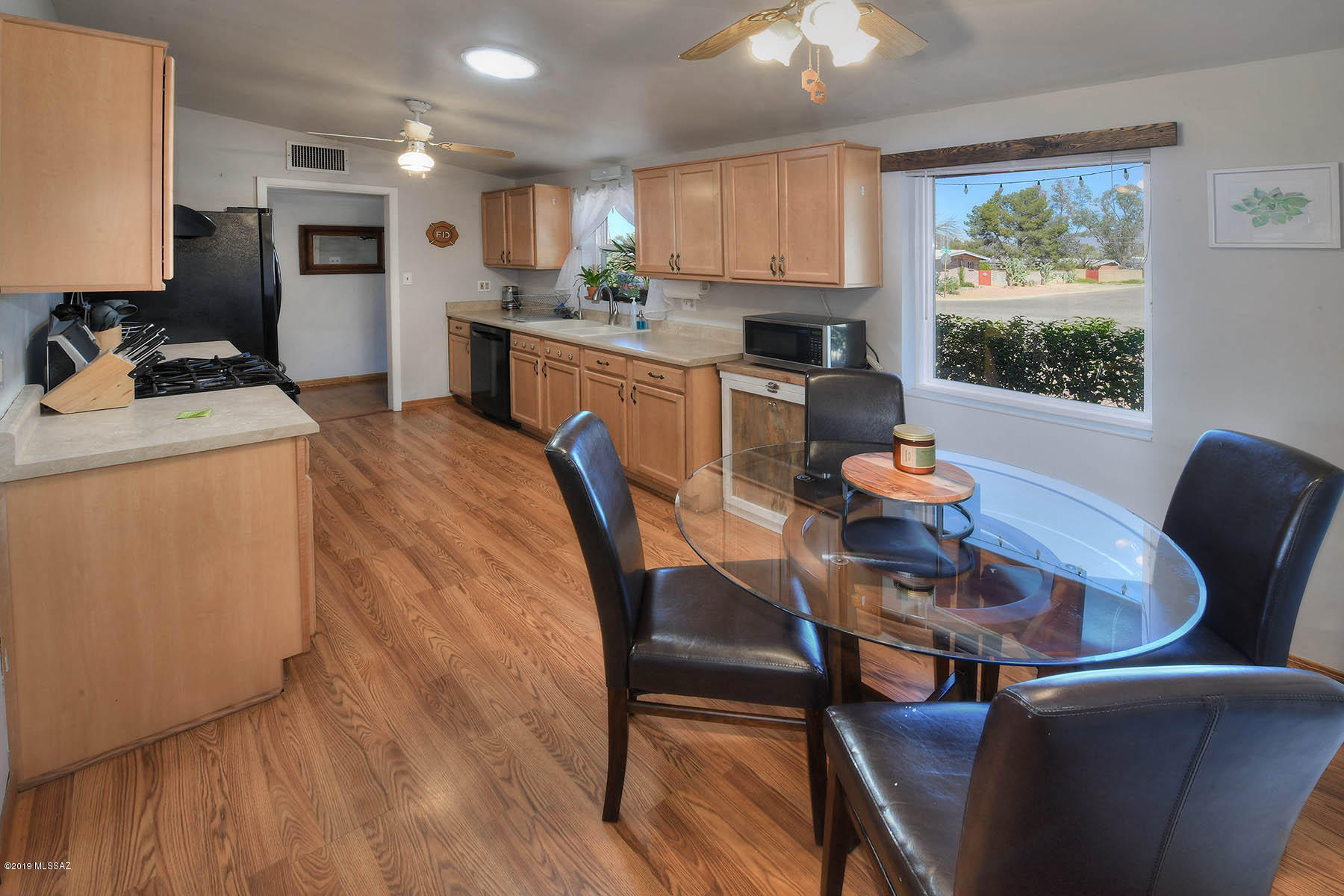 5702 E Whittier Street