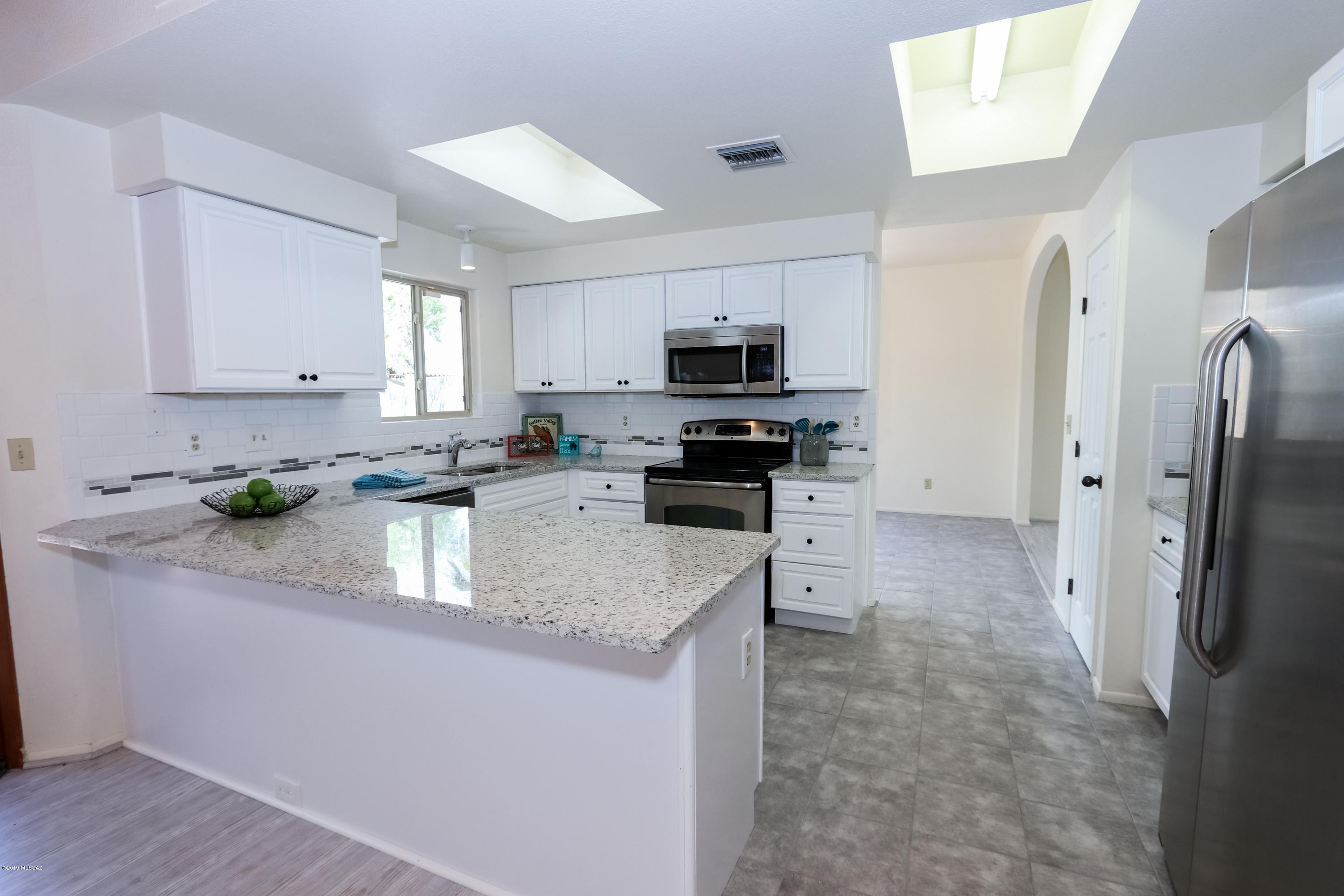 1262 W Silverleaf Drive