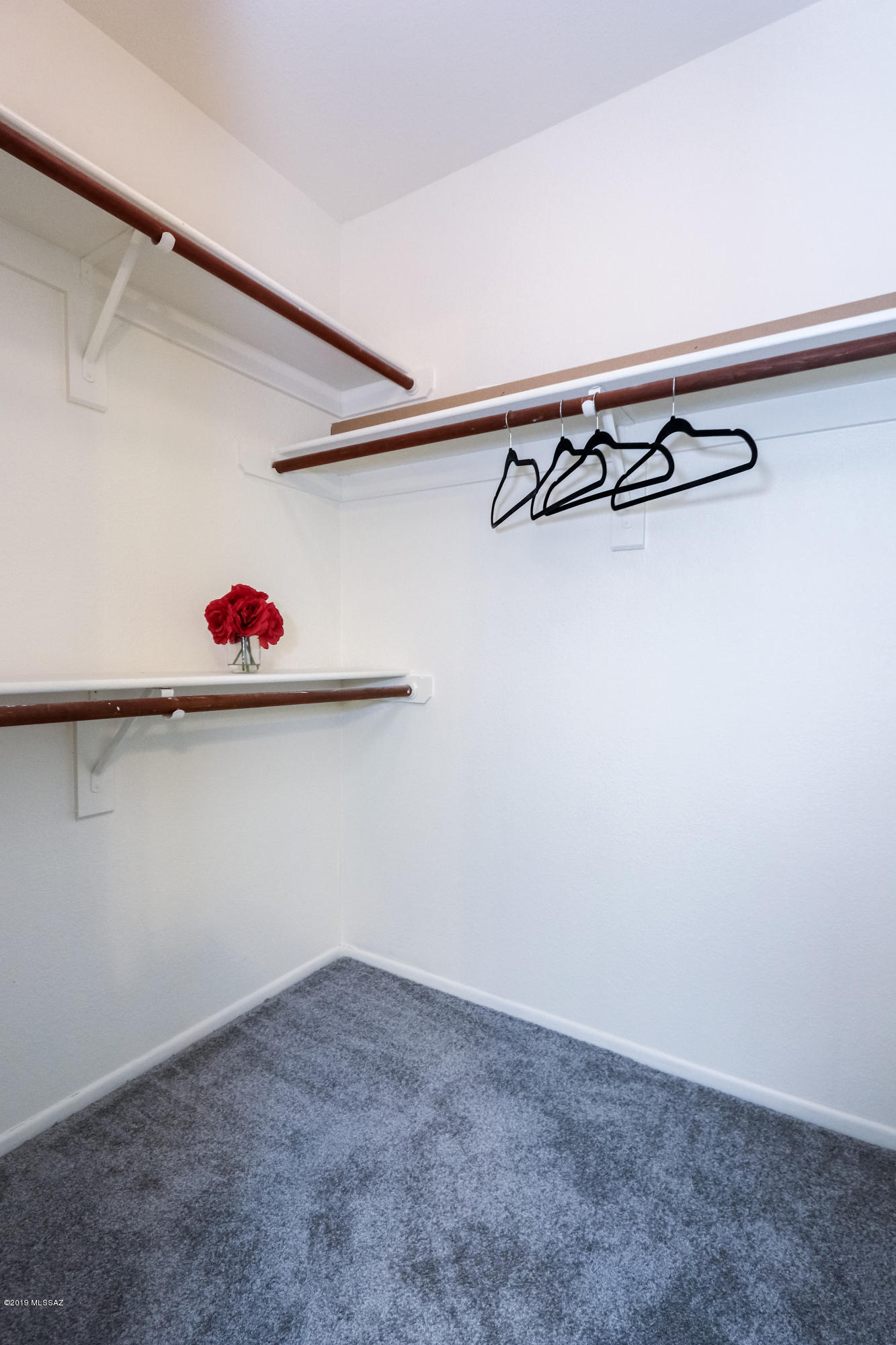 1262 W Silverleaf Drive