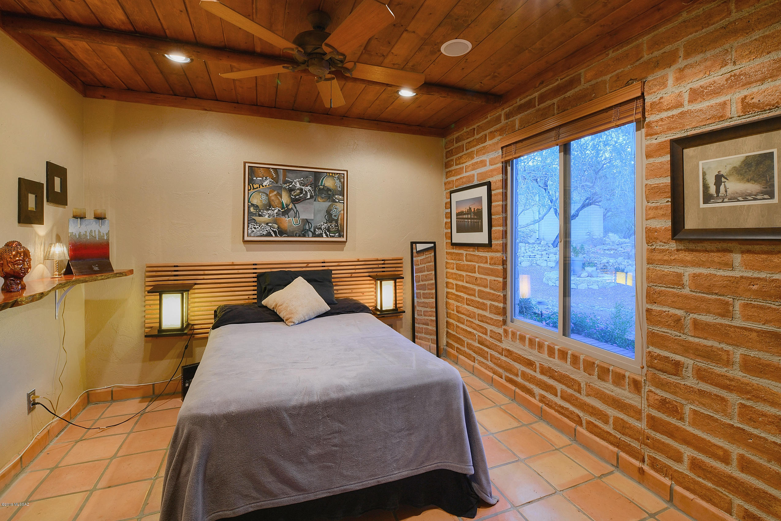 3307 E Ventana Canyon Drive