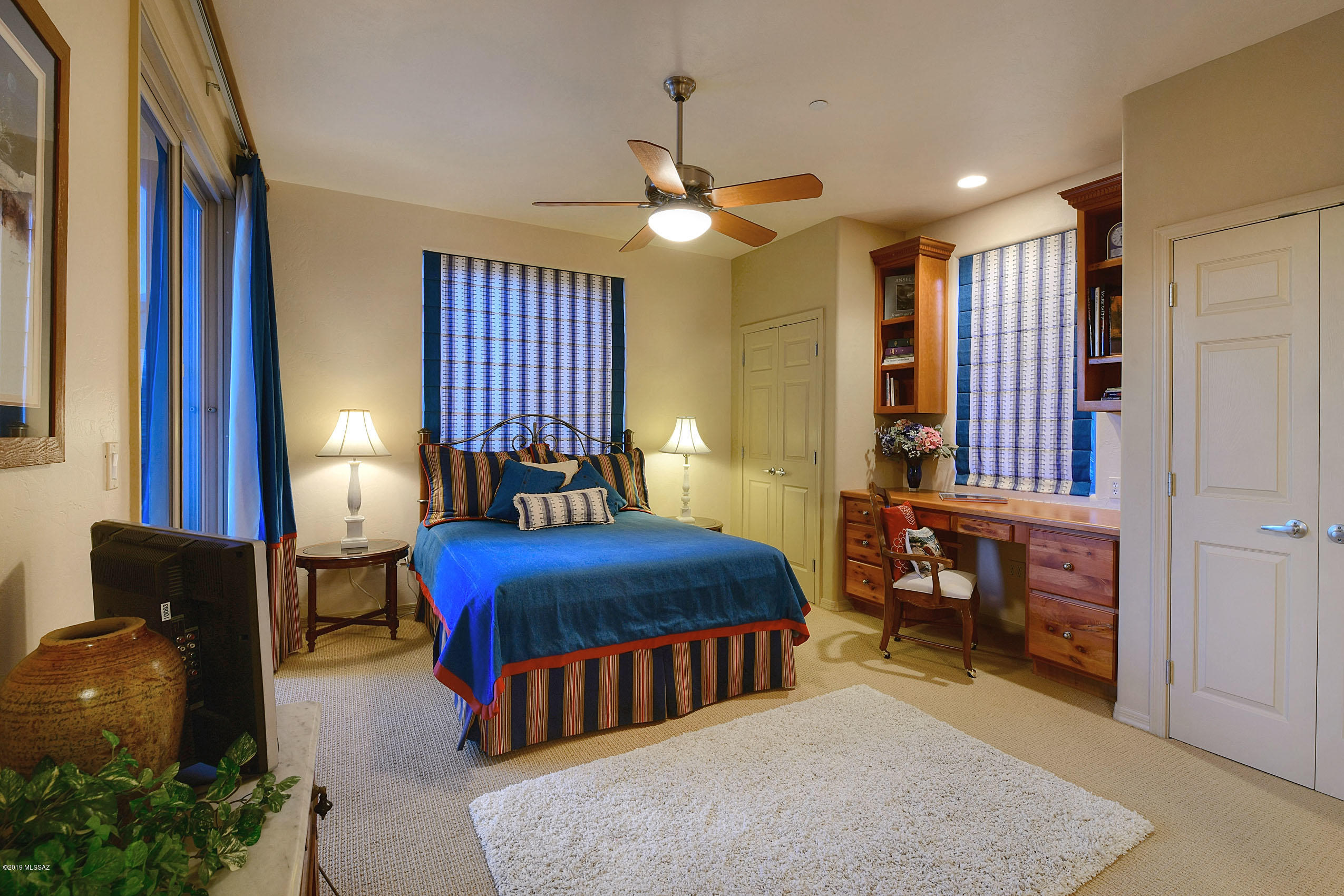 1150 W Ironwood Valley Drive