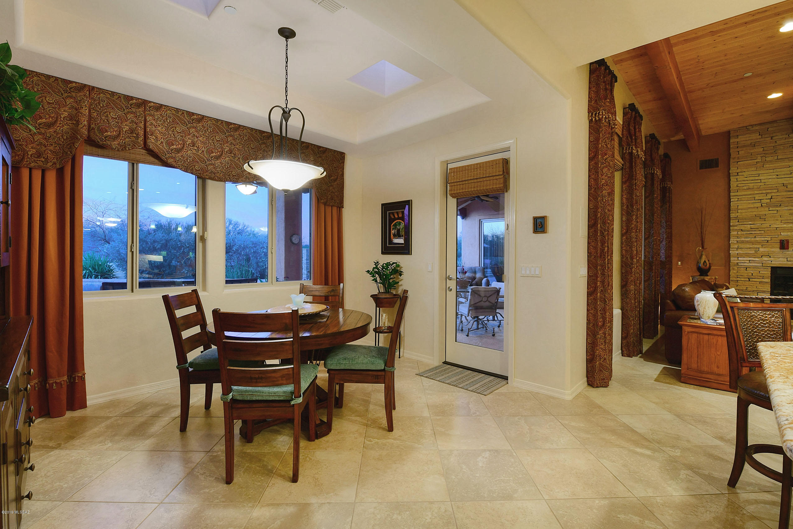 1150 W Ironwood Valley Drive