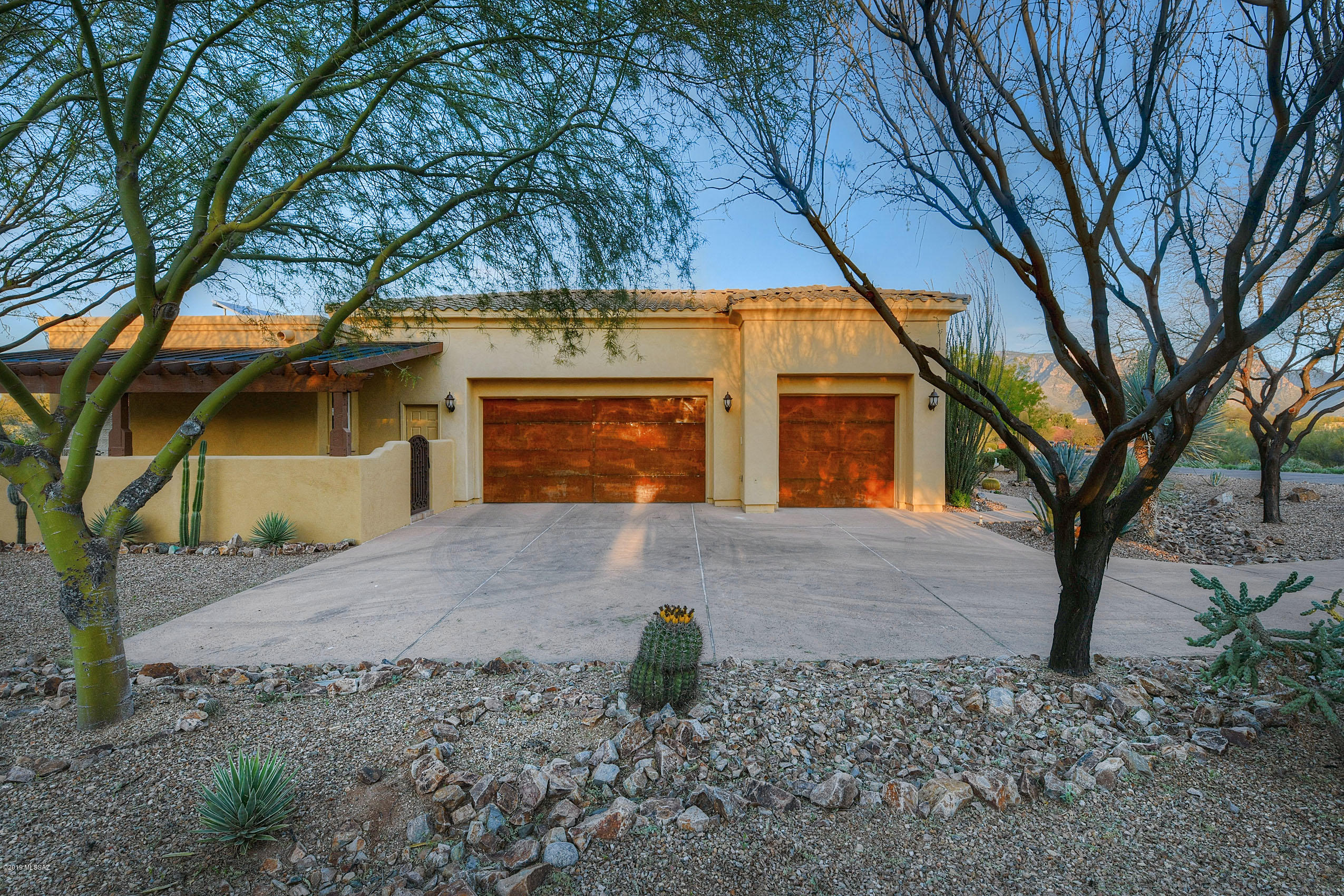 1150 W Ironwood Valley Drive