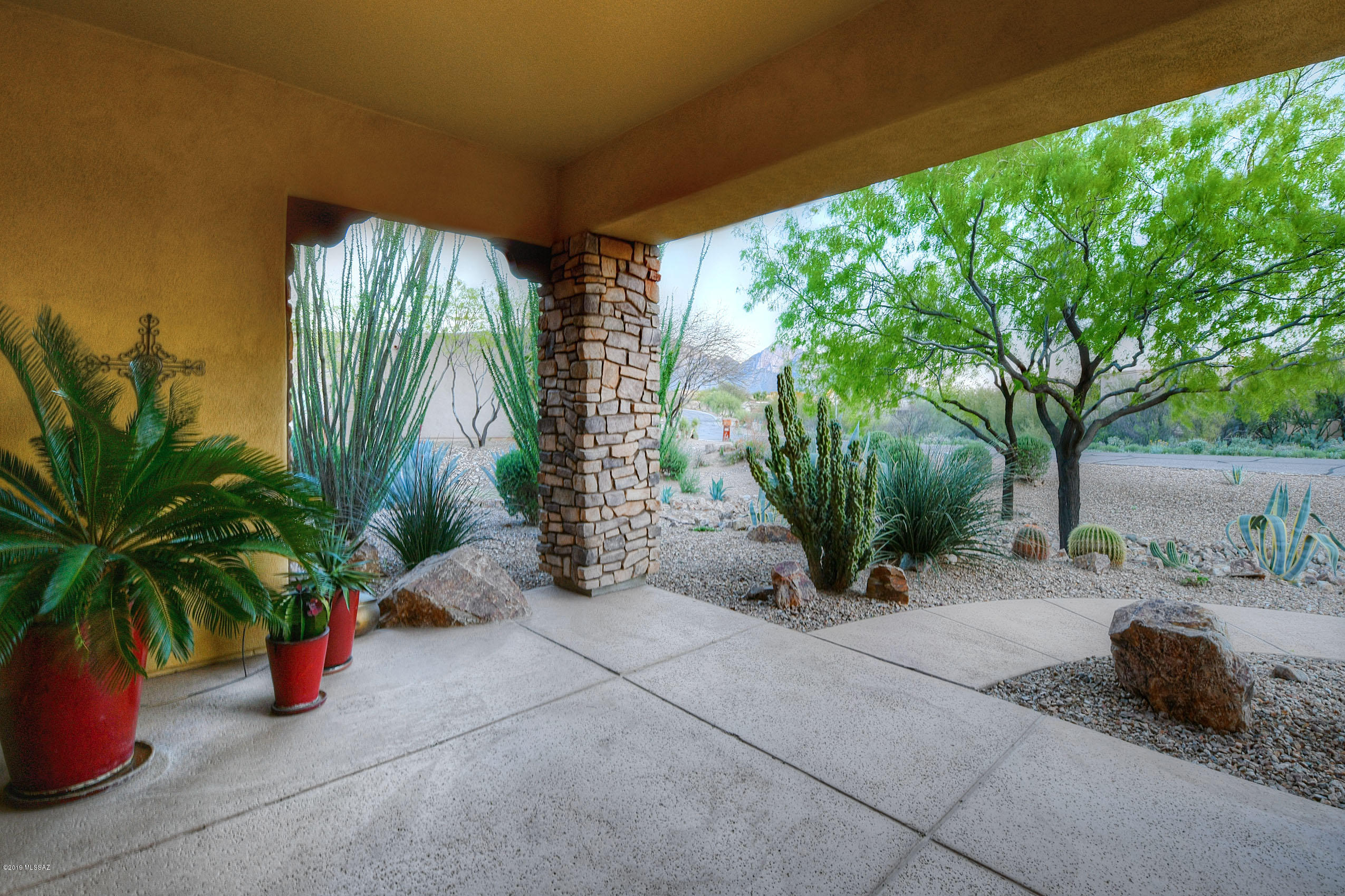 1150 W Ironwood Valley Drive