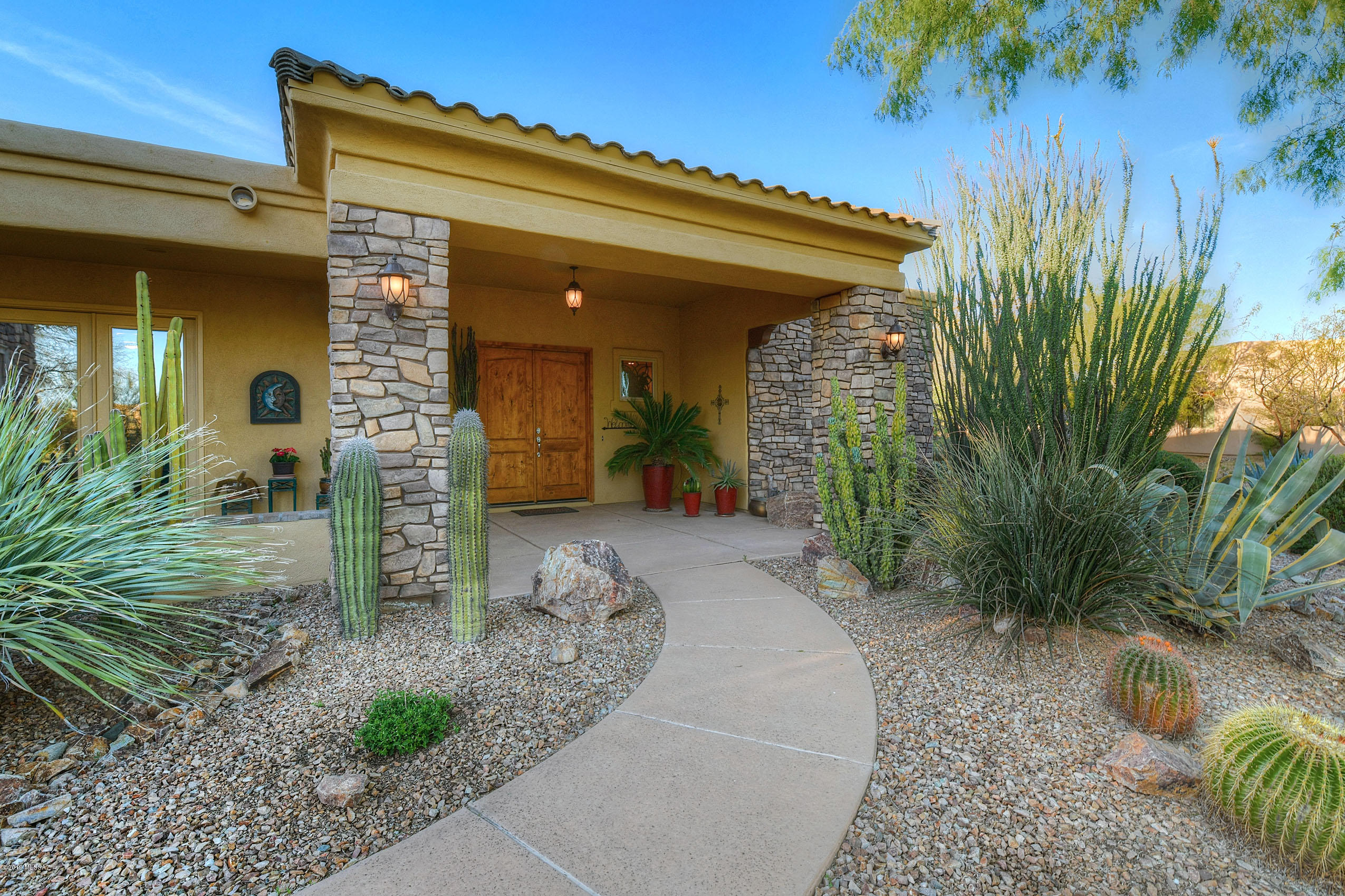 1150 W Ironwood Valley Drive