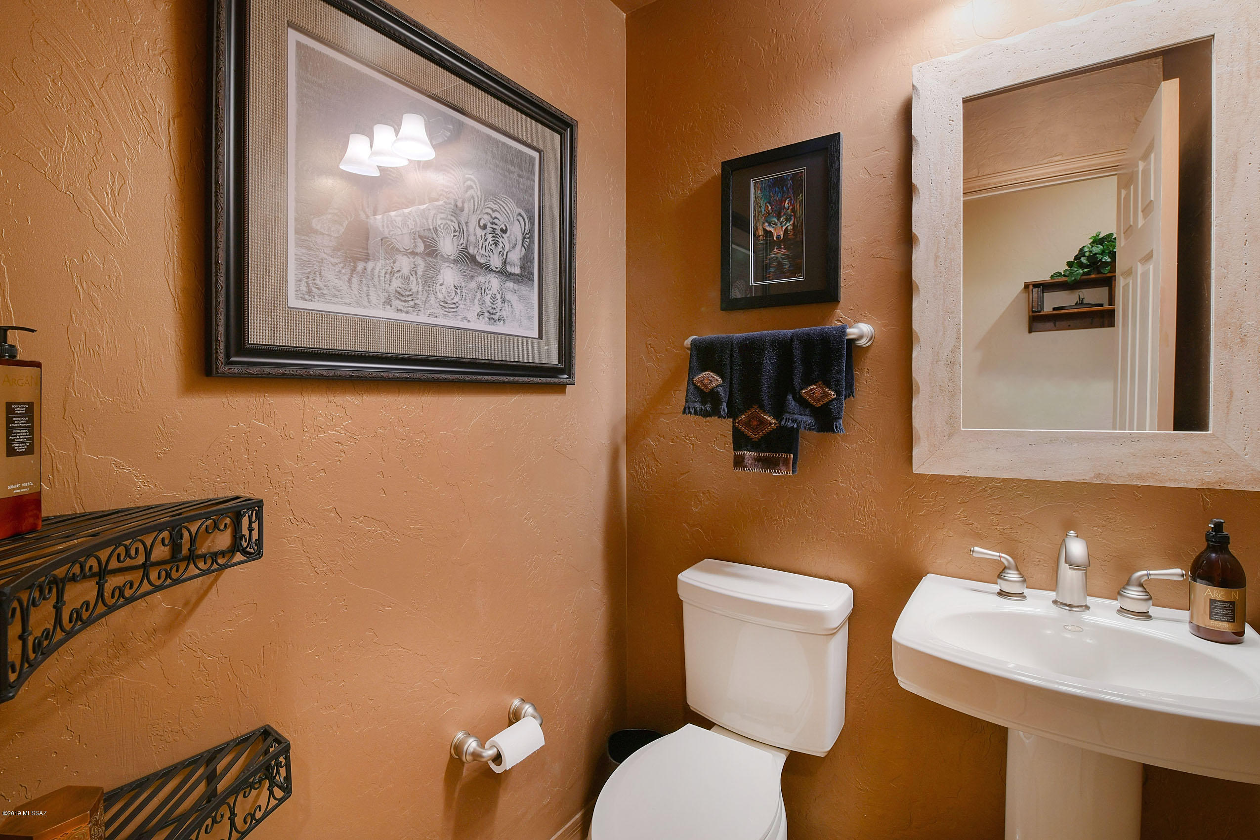 1150 W Ironwood Valley Drive