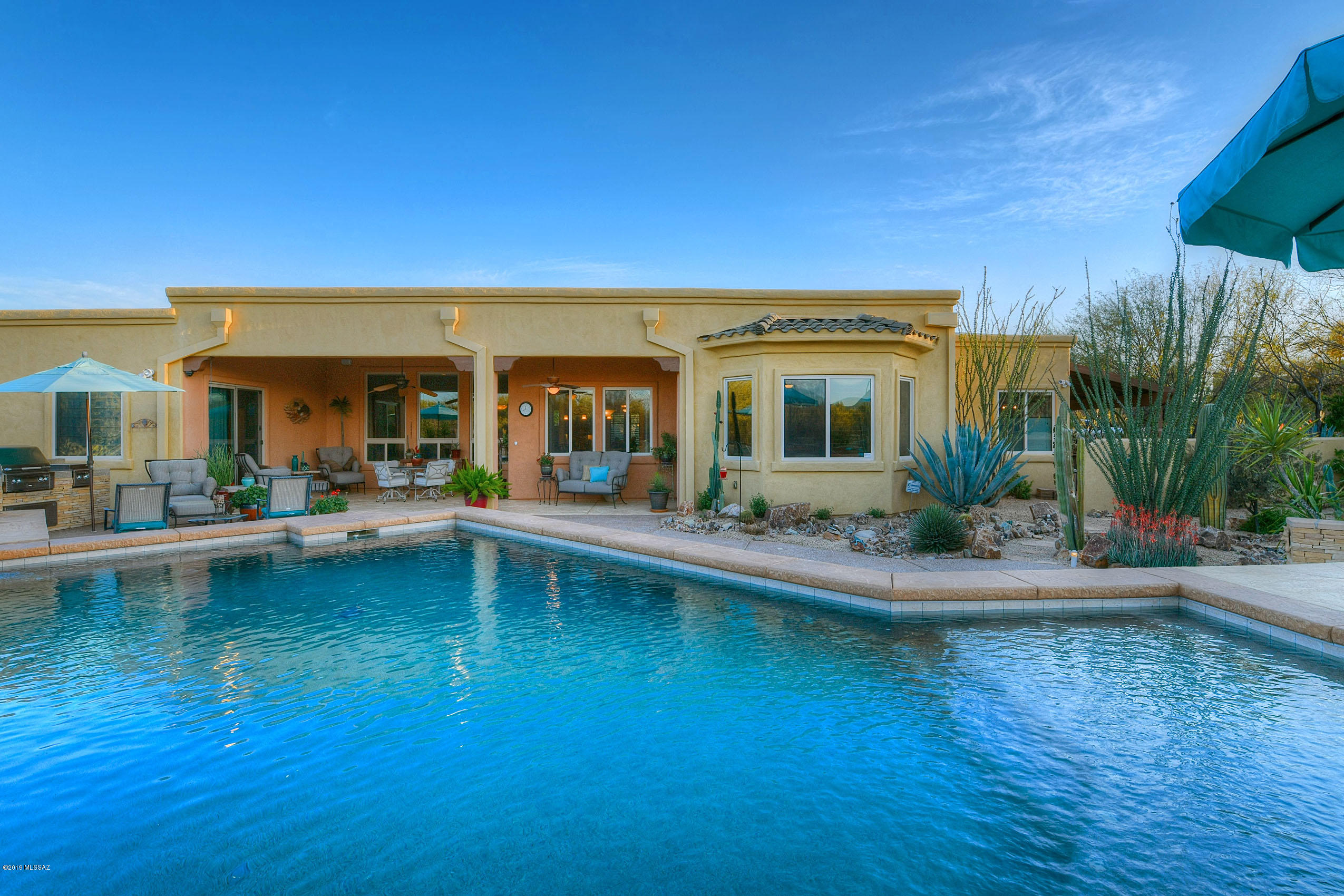 1150 W Ironwood Valley Drive