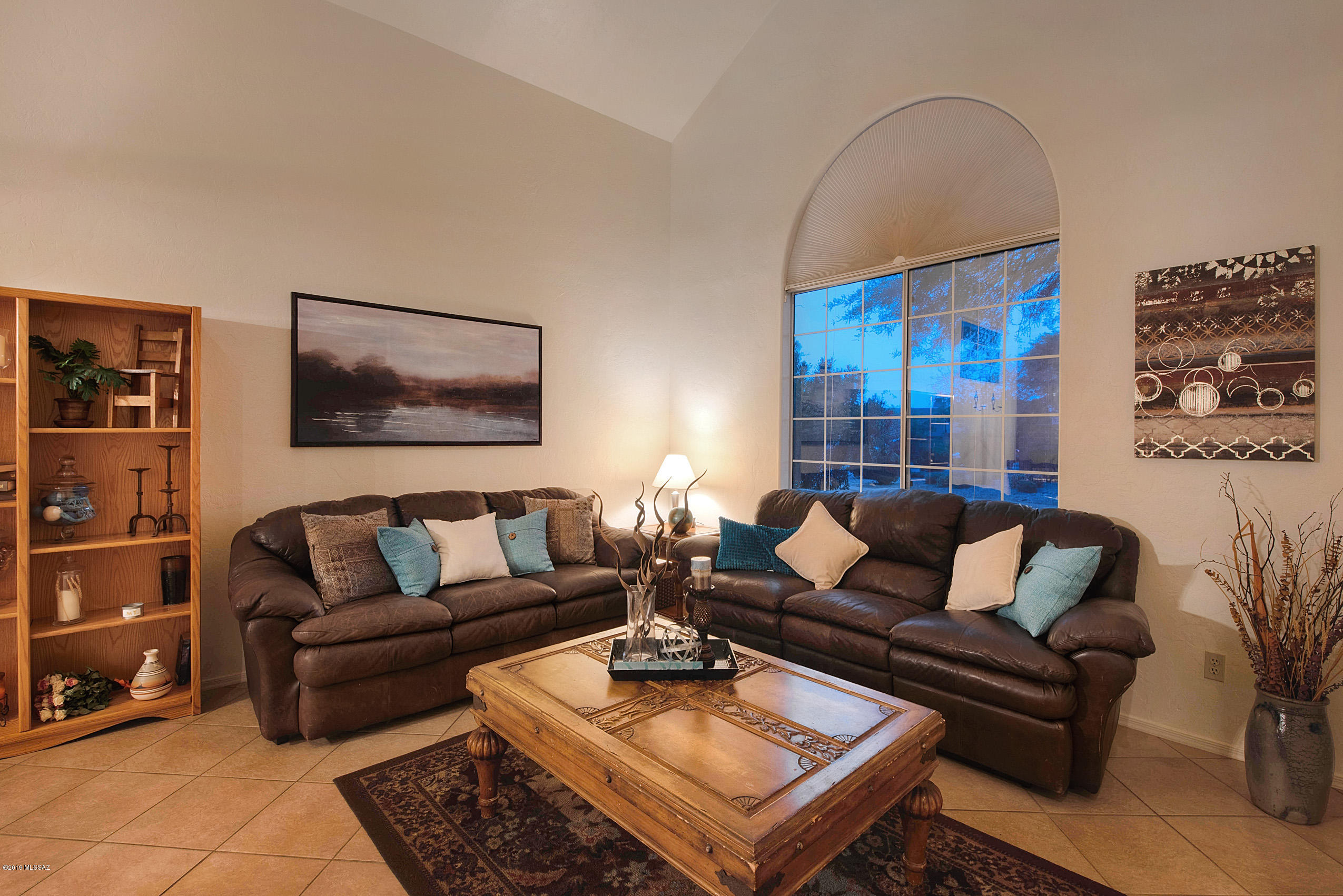 941 W Fox Ridge Lane