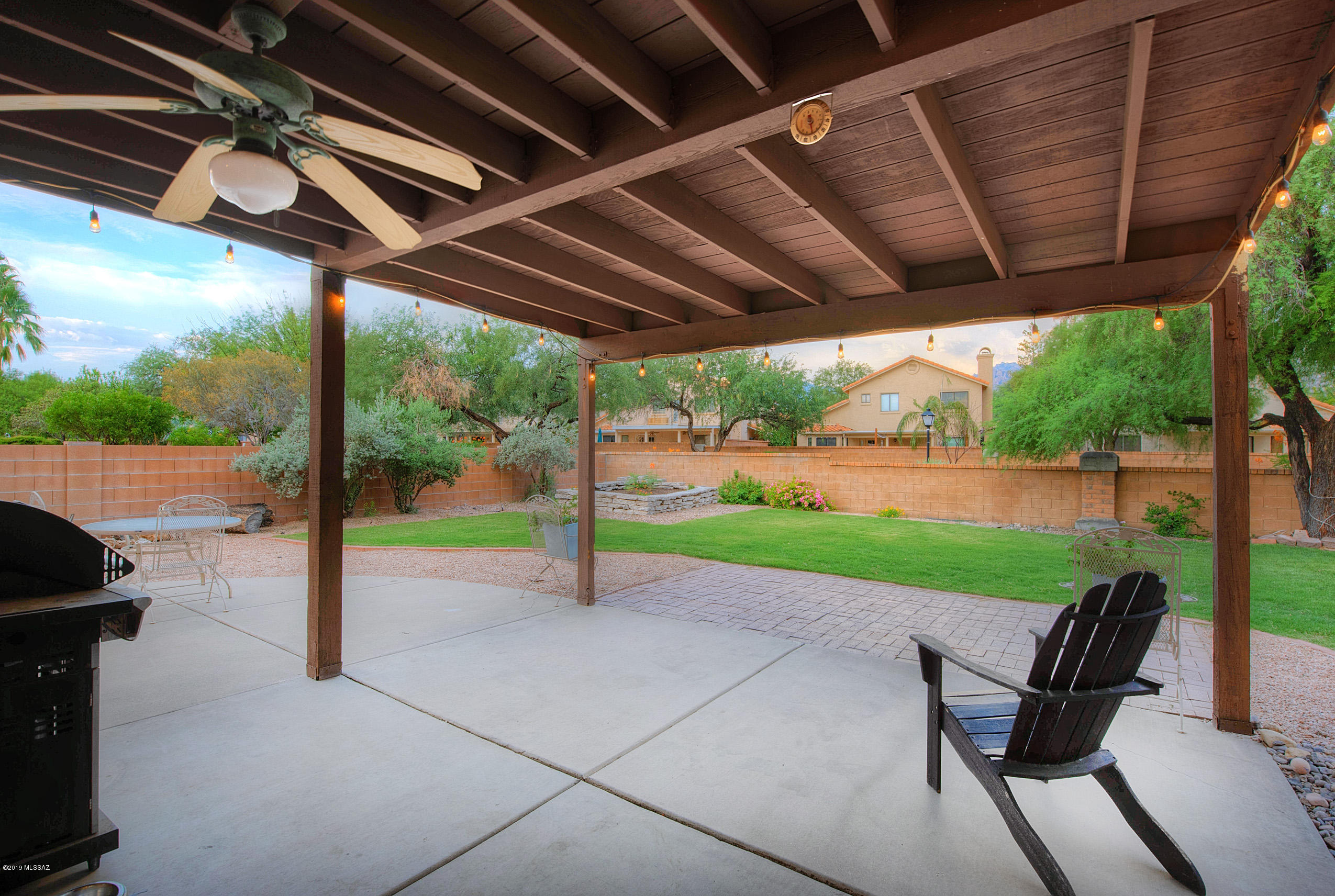 941 W Fox Ridge Lane