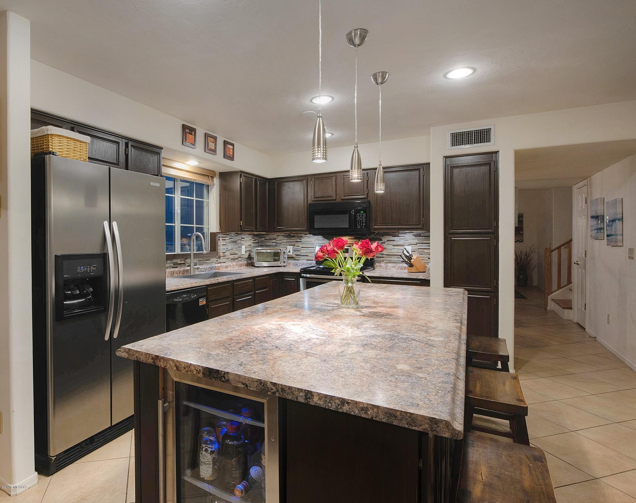 941 W Fox Ridge Lane