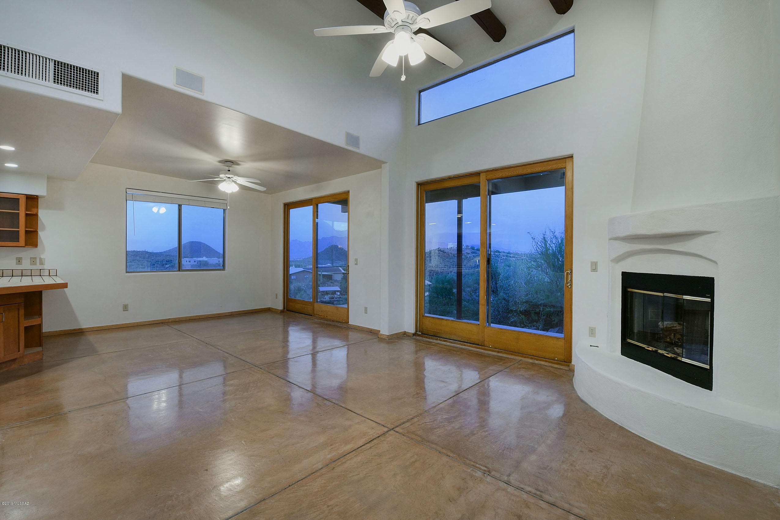 3195 W Mockingbird Lane