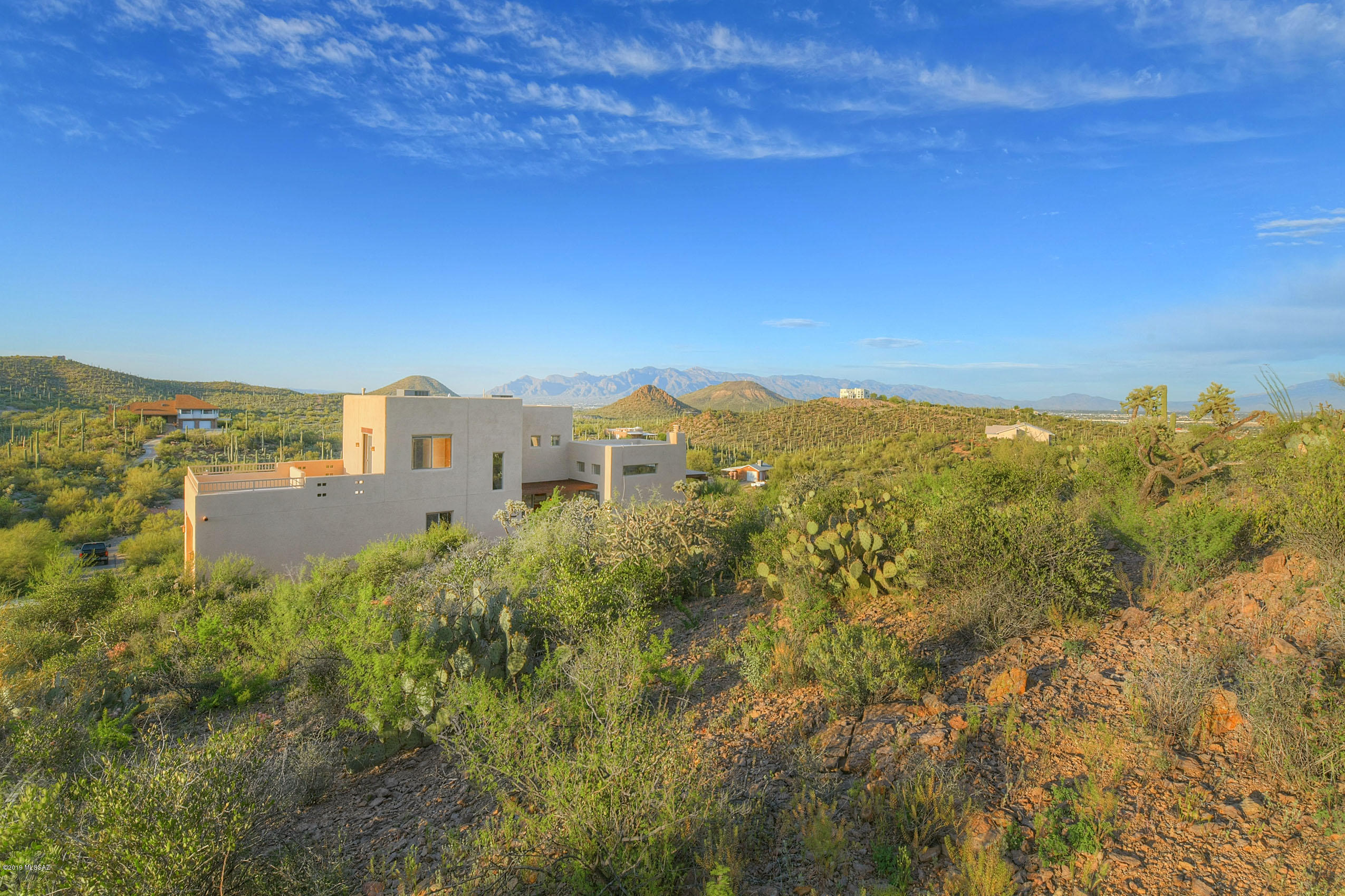 3195 W Mockingbird Lane