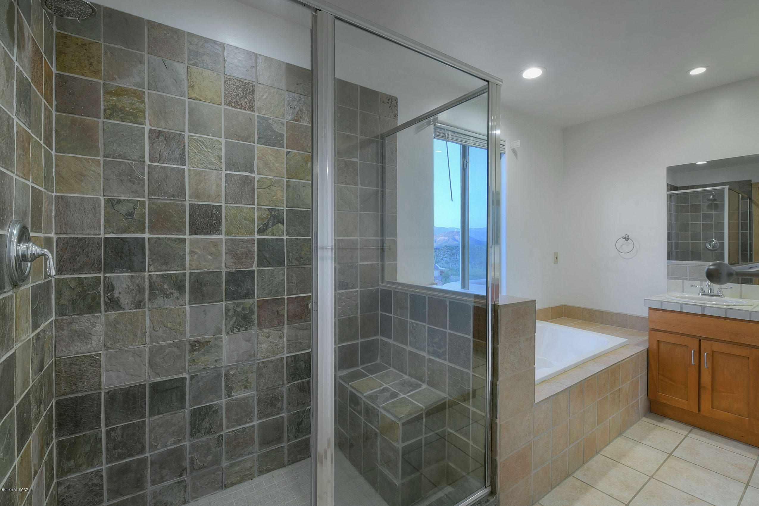 3195 W Mockingbird Lane