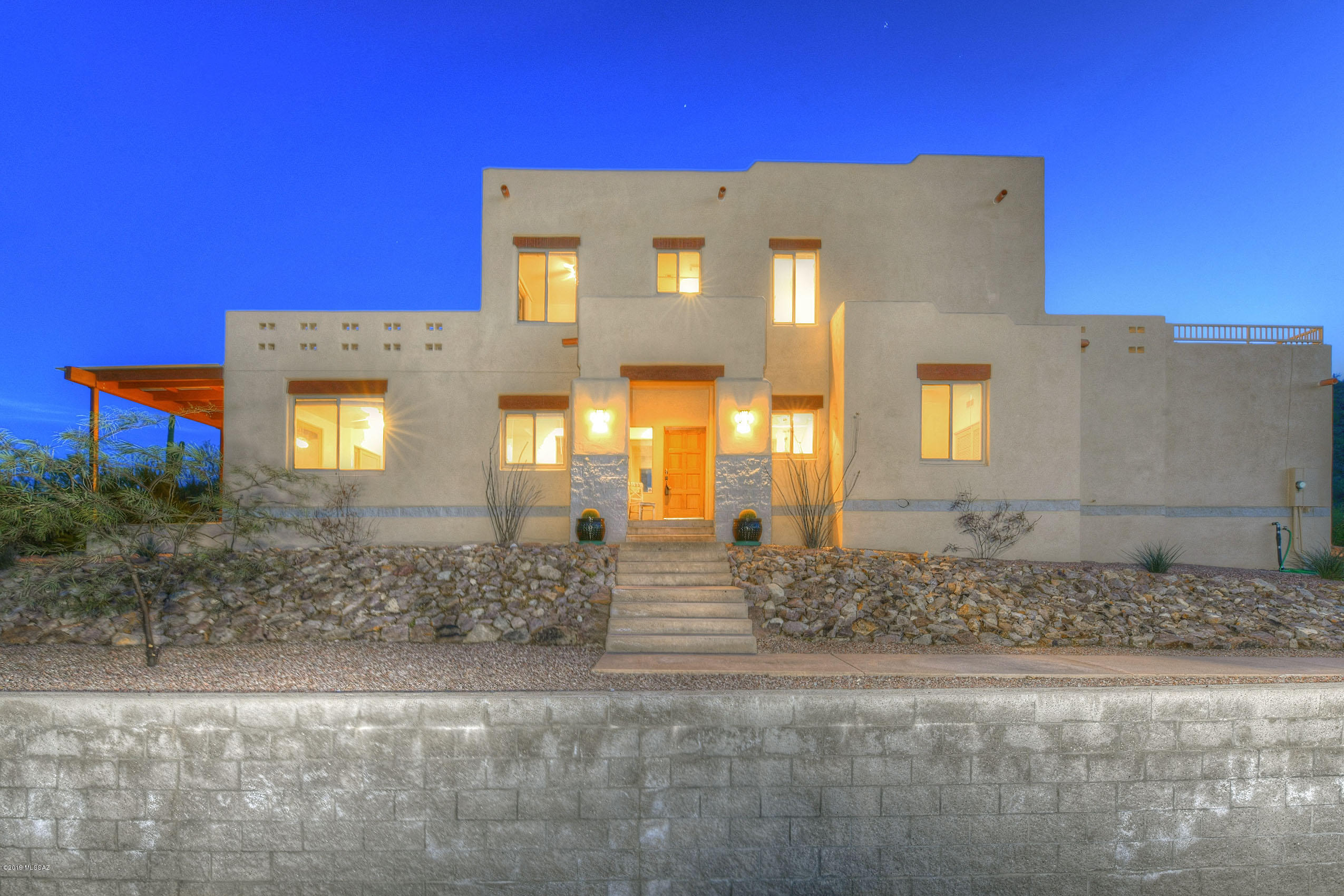 3195 W Mockingbird Lane