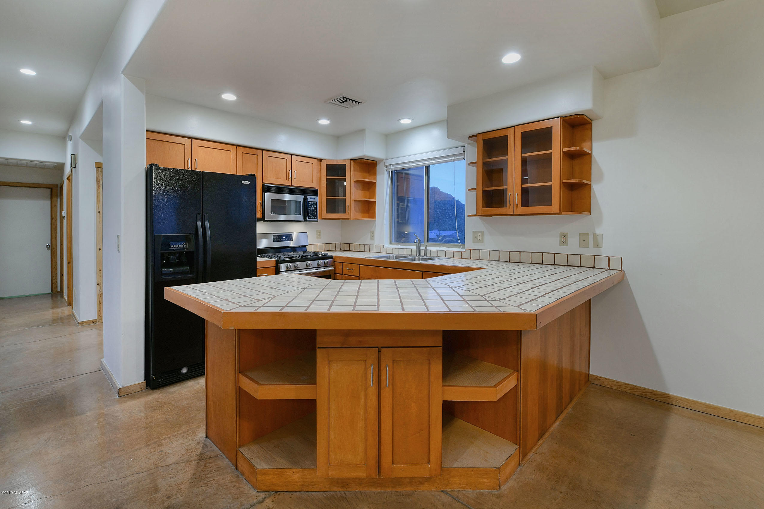 3195 W Mockingbird Lane