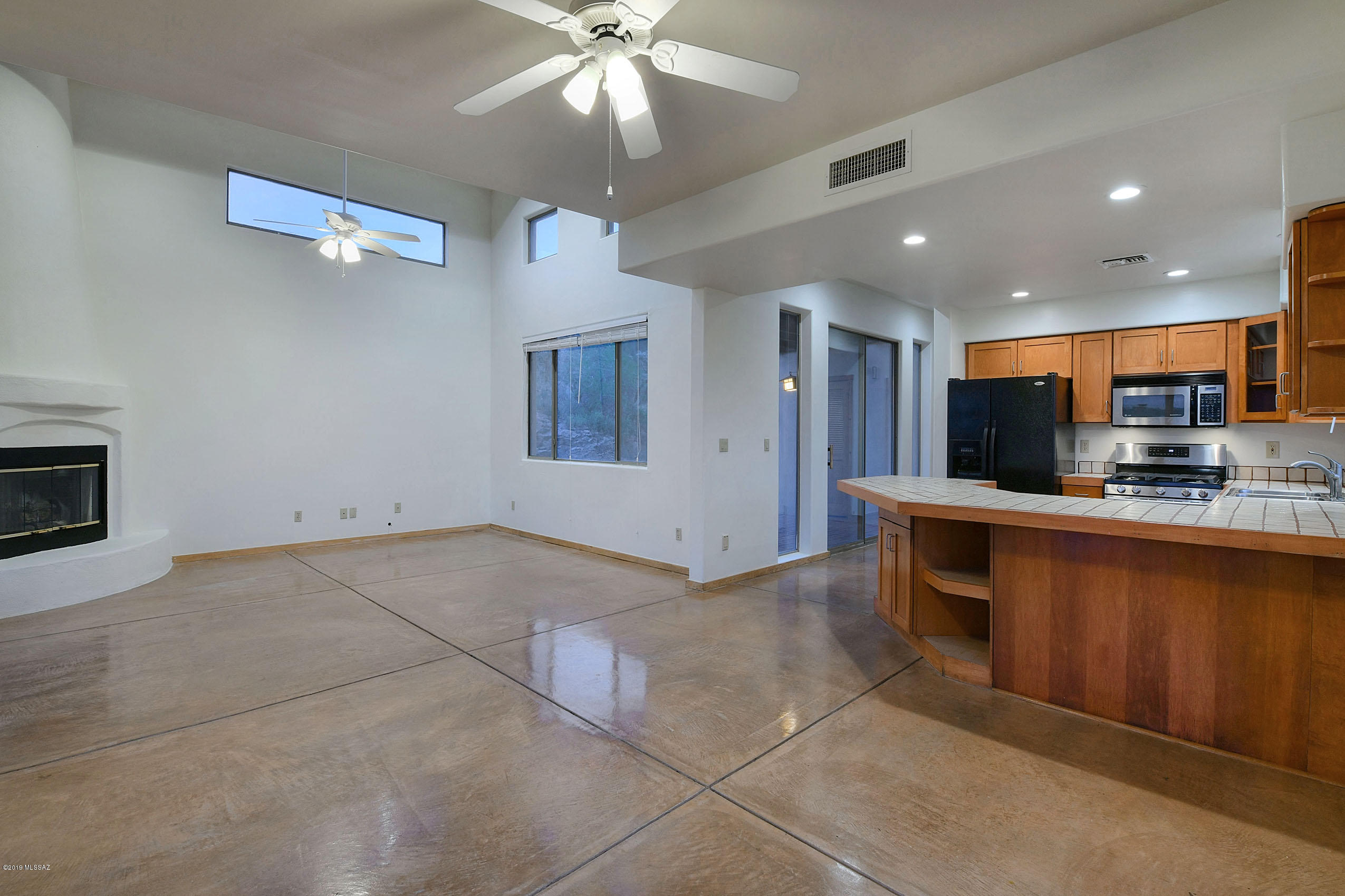 3195 W Mockingbird Lane