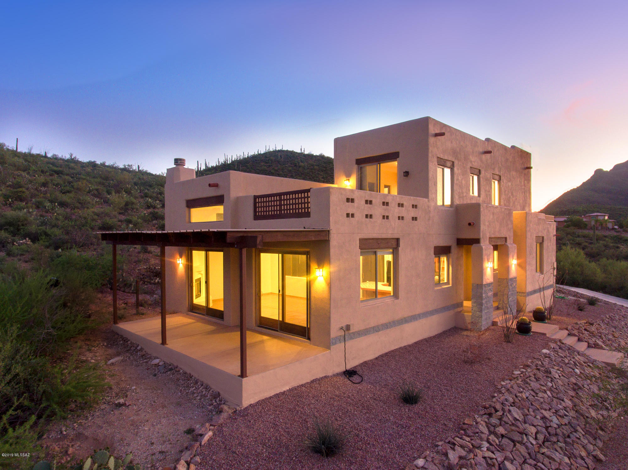 3195 W Mockingbird Lane