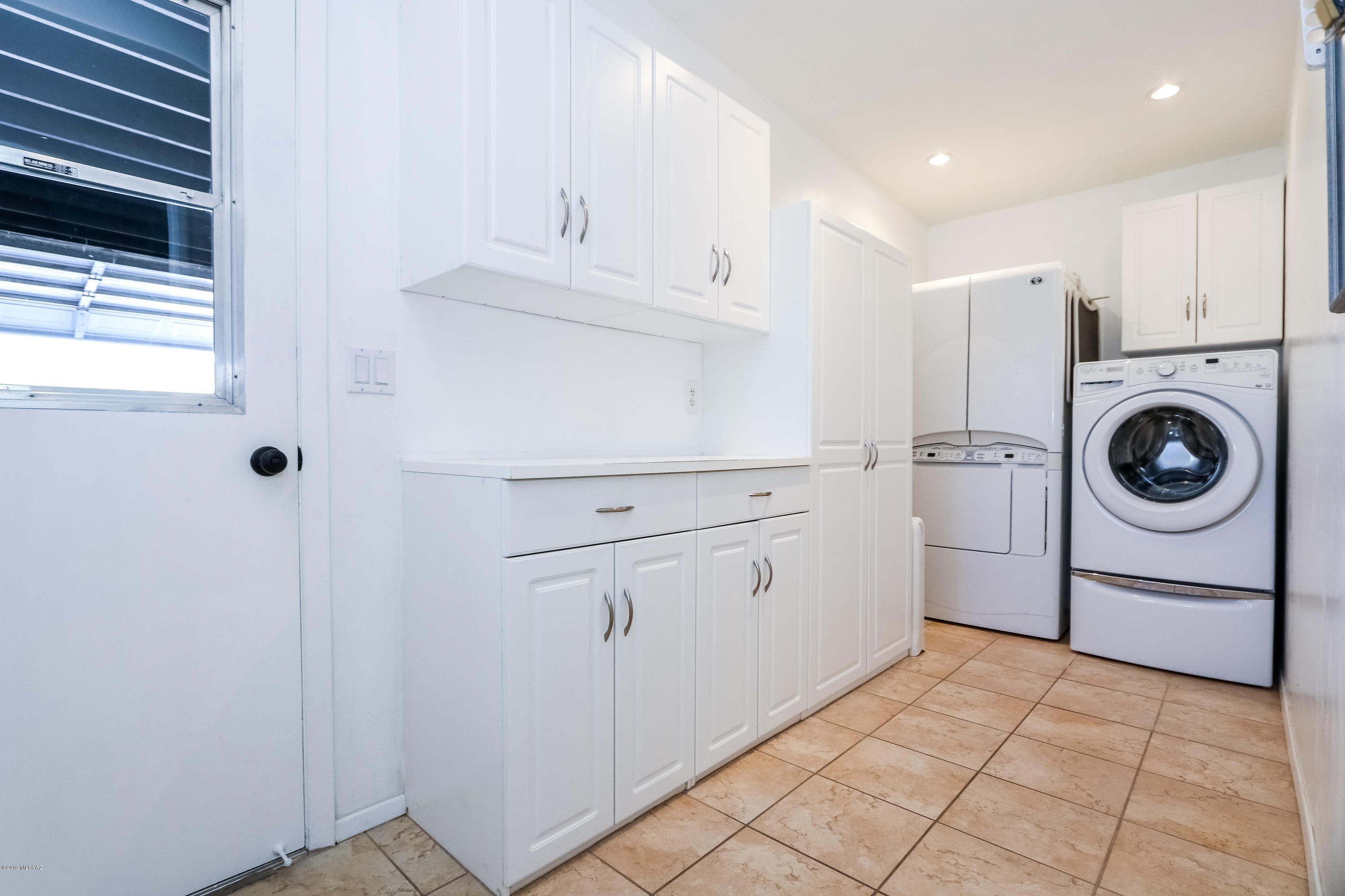 3434 N Plaza Del Haciendas