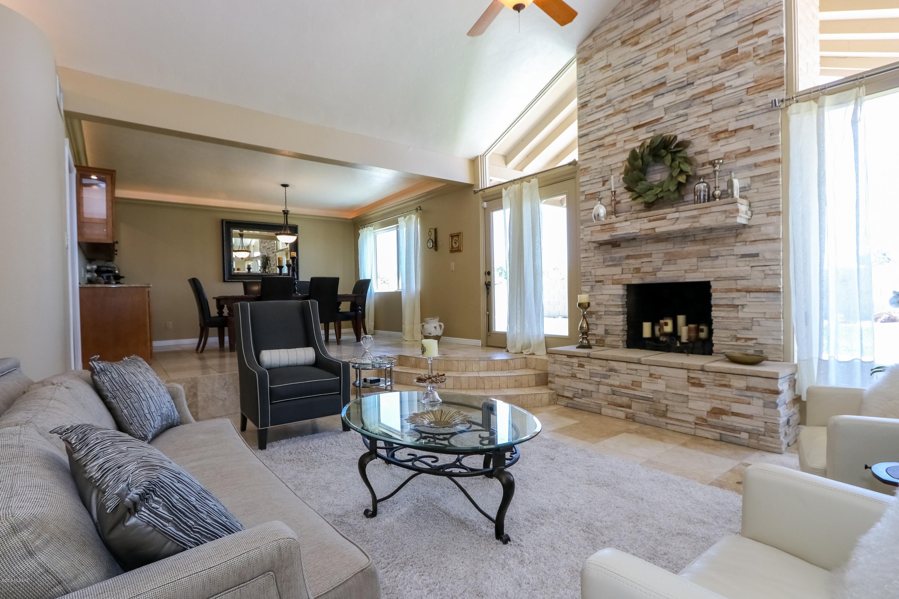 3434 N Plaza Del Haciendas