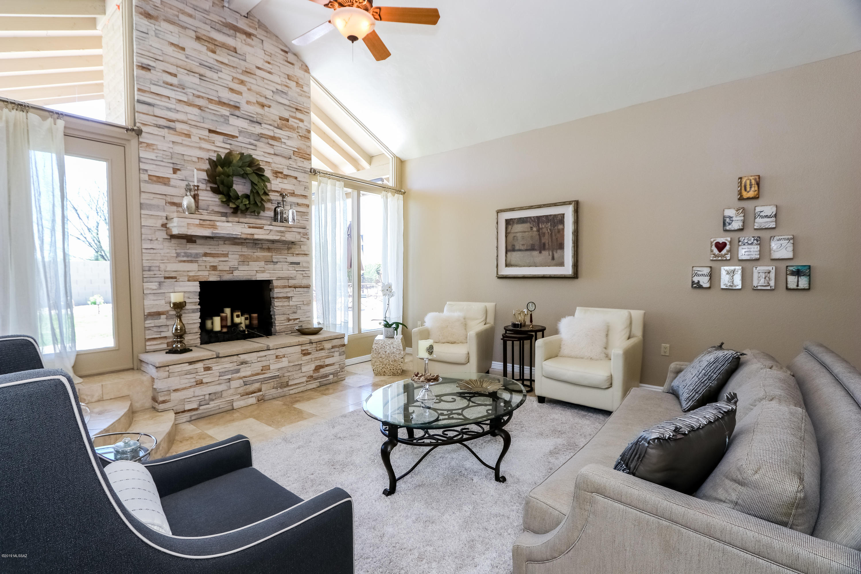 3434 N Plaza Del Haciendas