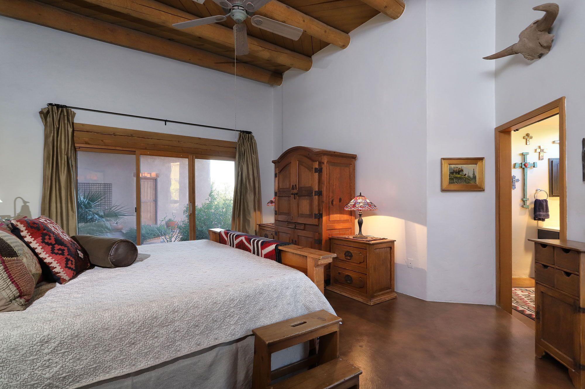 7540 N Camino Sin Vacas