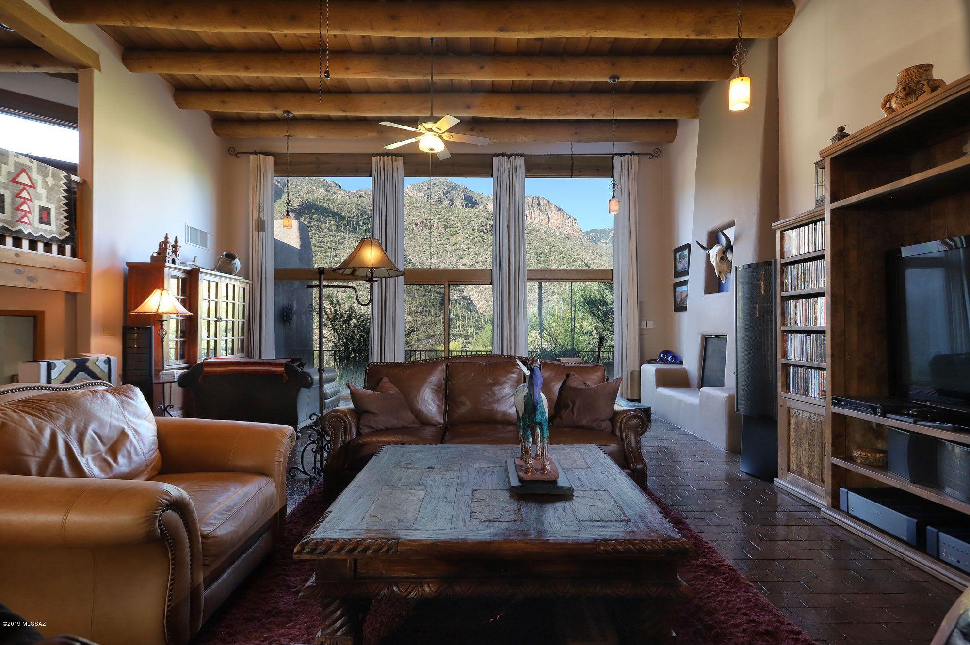 7540 N Camino Sin Vacas