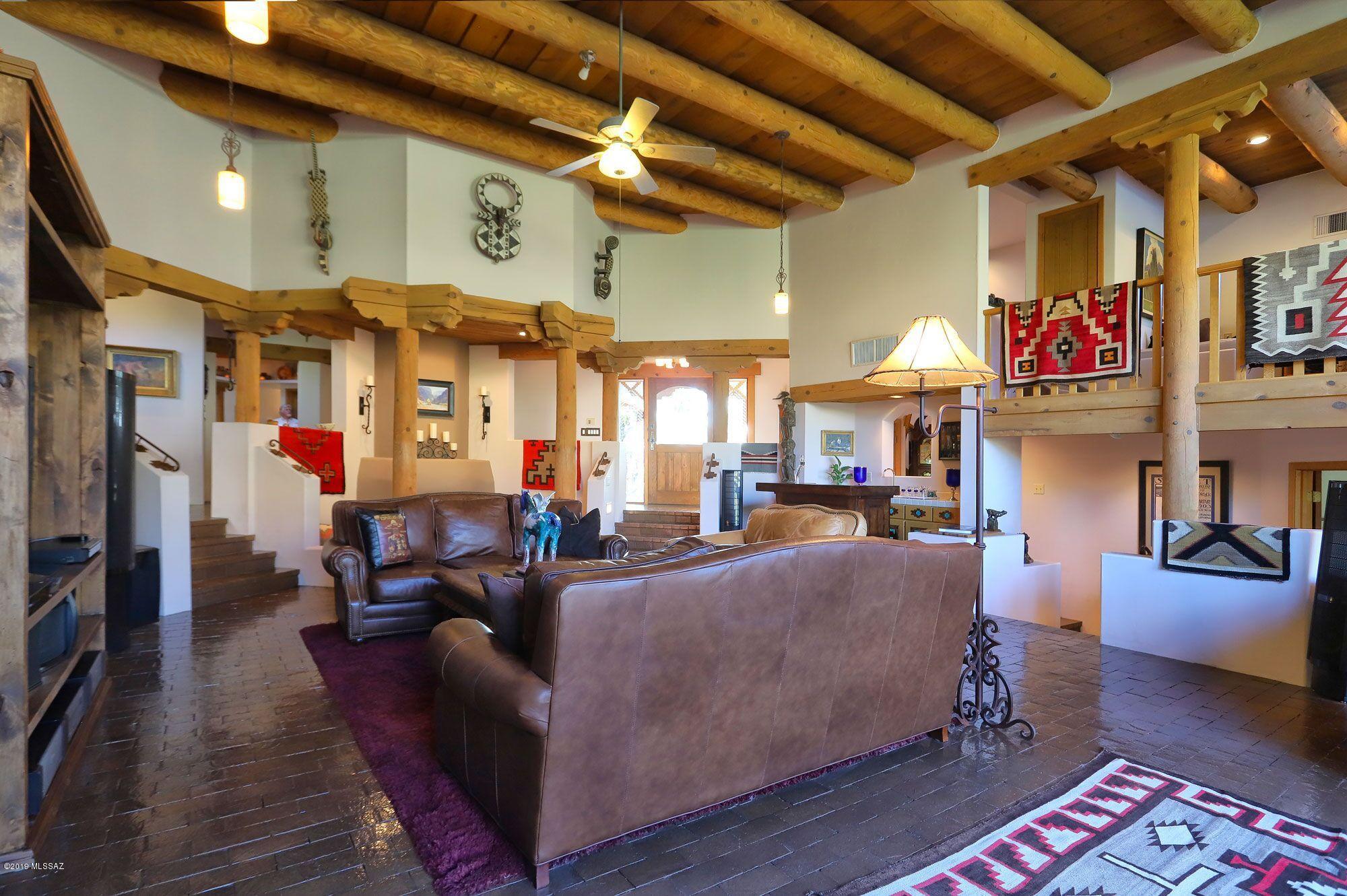 7540 N Camino Sin Vacas